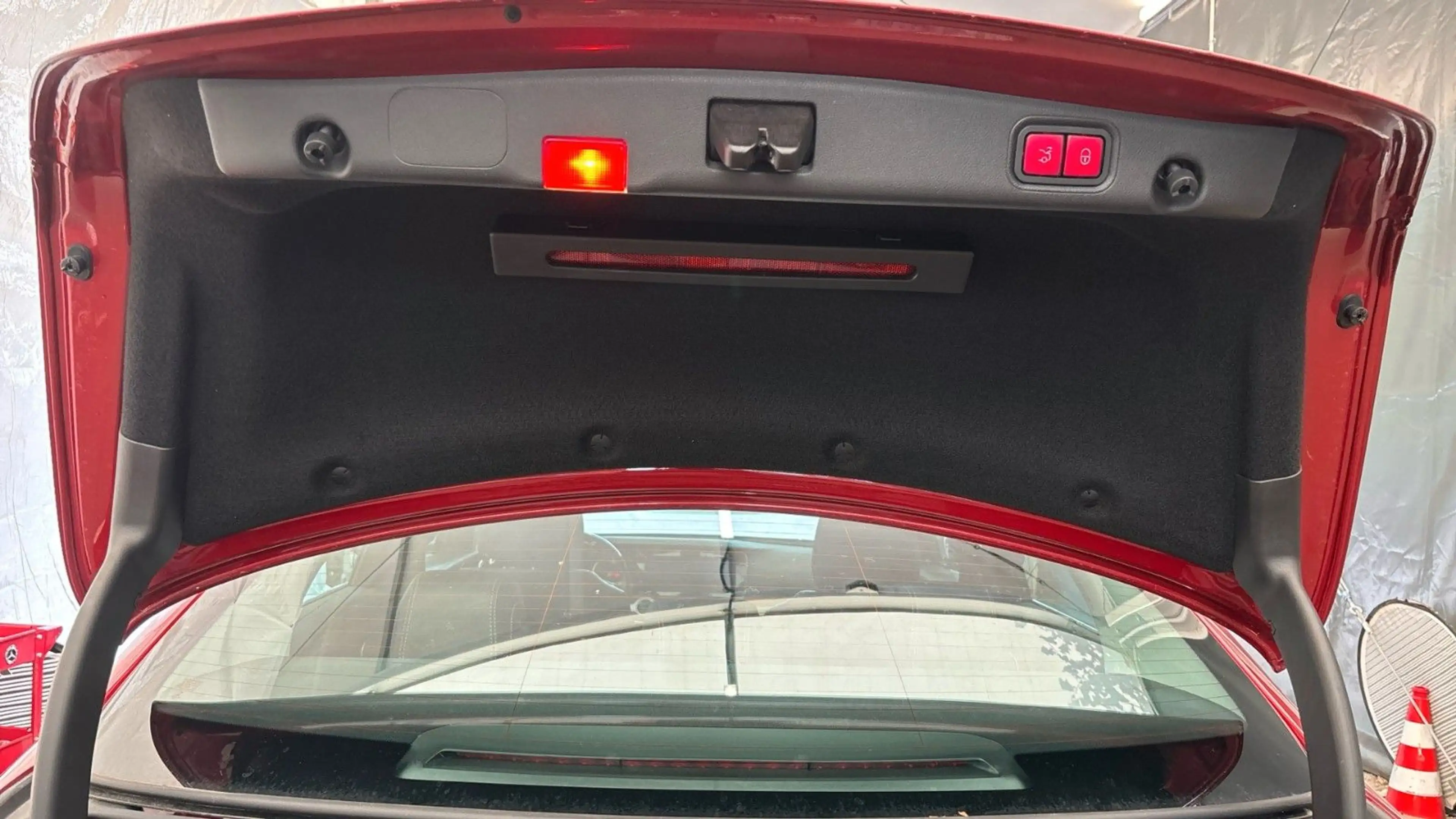 Mercedes-Benz E 400 4Matic Limousine *HEADUP|360°|KEYLESSGO* — photo 15