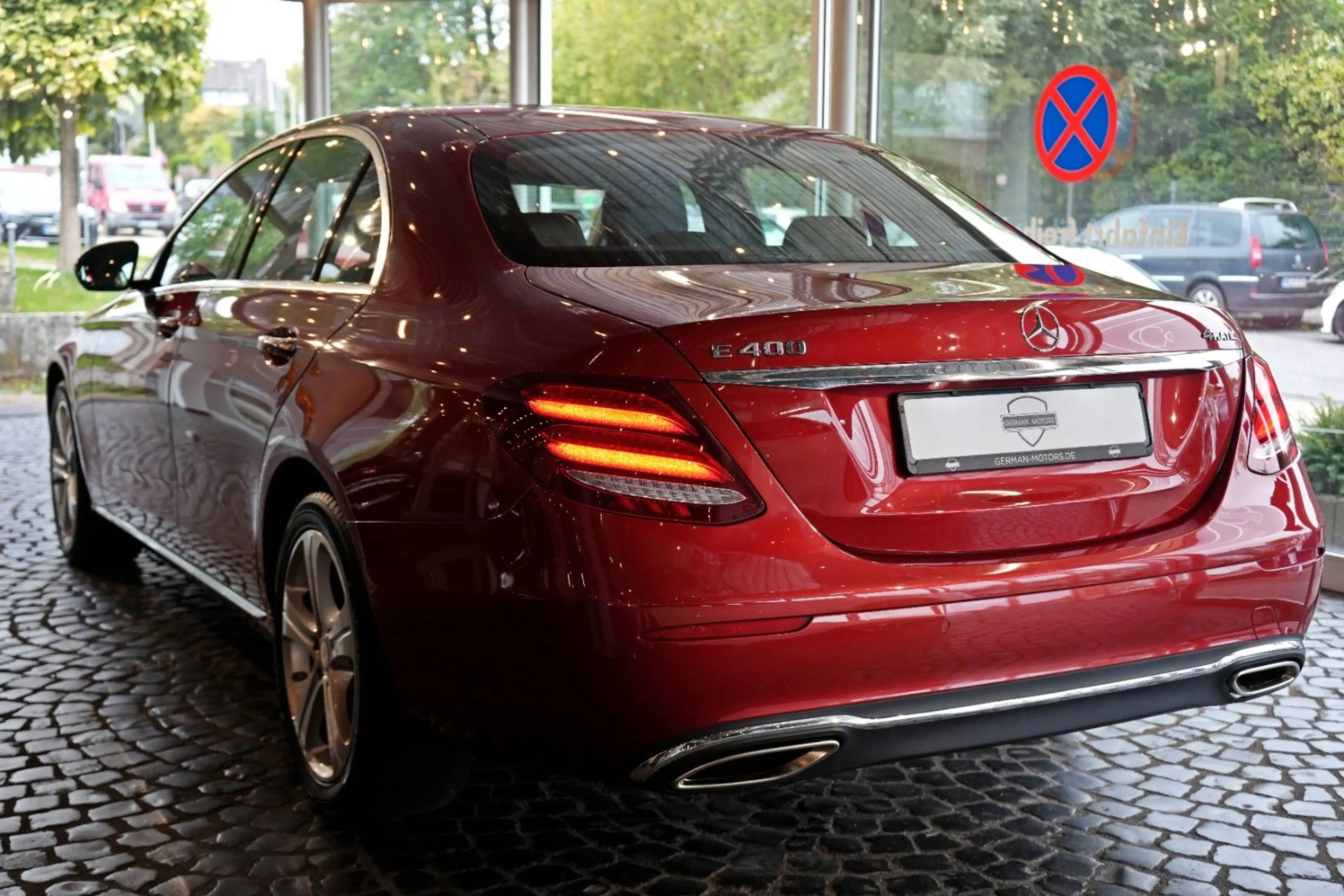 Mercedes-Benz E 400 4Matic Limousine *HEADUP|360°|KEYLESSGO* — photo 5