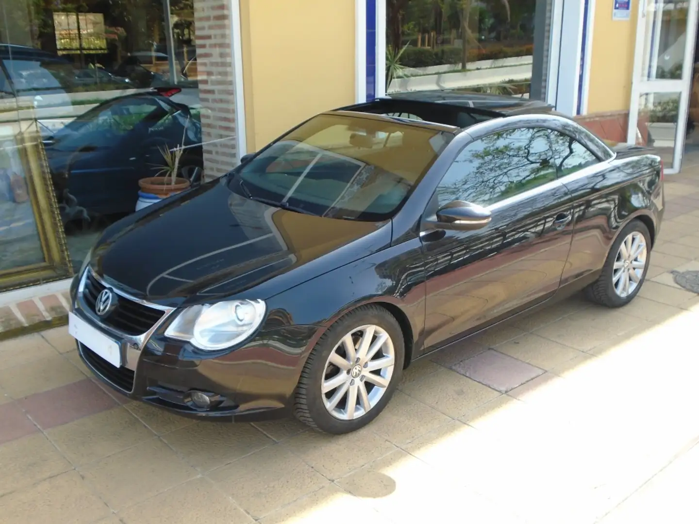 Volkswagen Eos 2.0TDI Excellence DPF Negro - 2