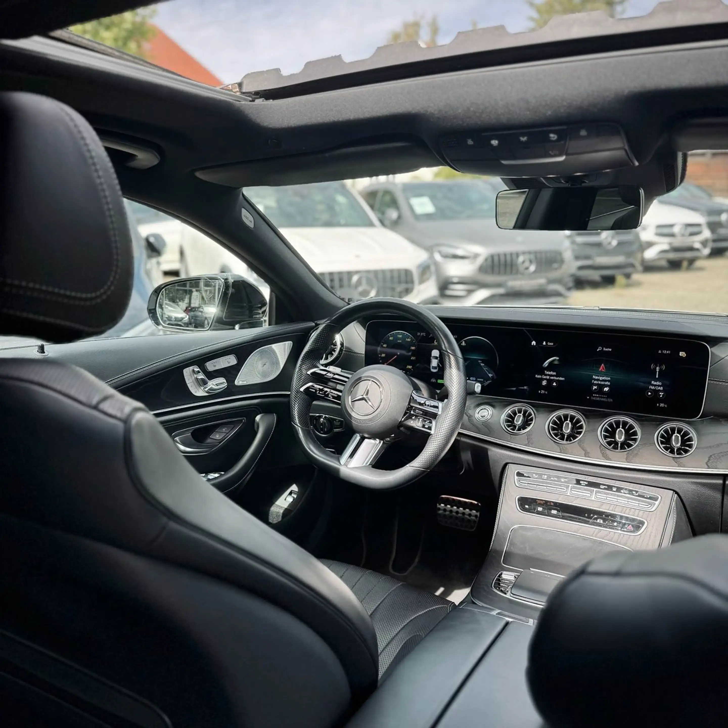 Mercedes-Benz CLS 450 AMG-LINE/360°/SITZKLIMA/SCHIEBED/DISTRO — photo 15