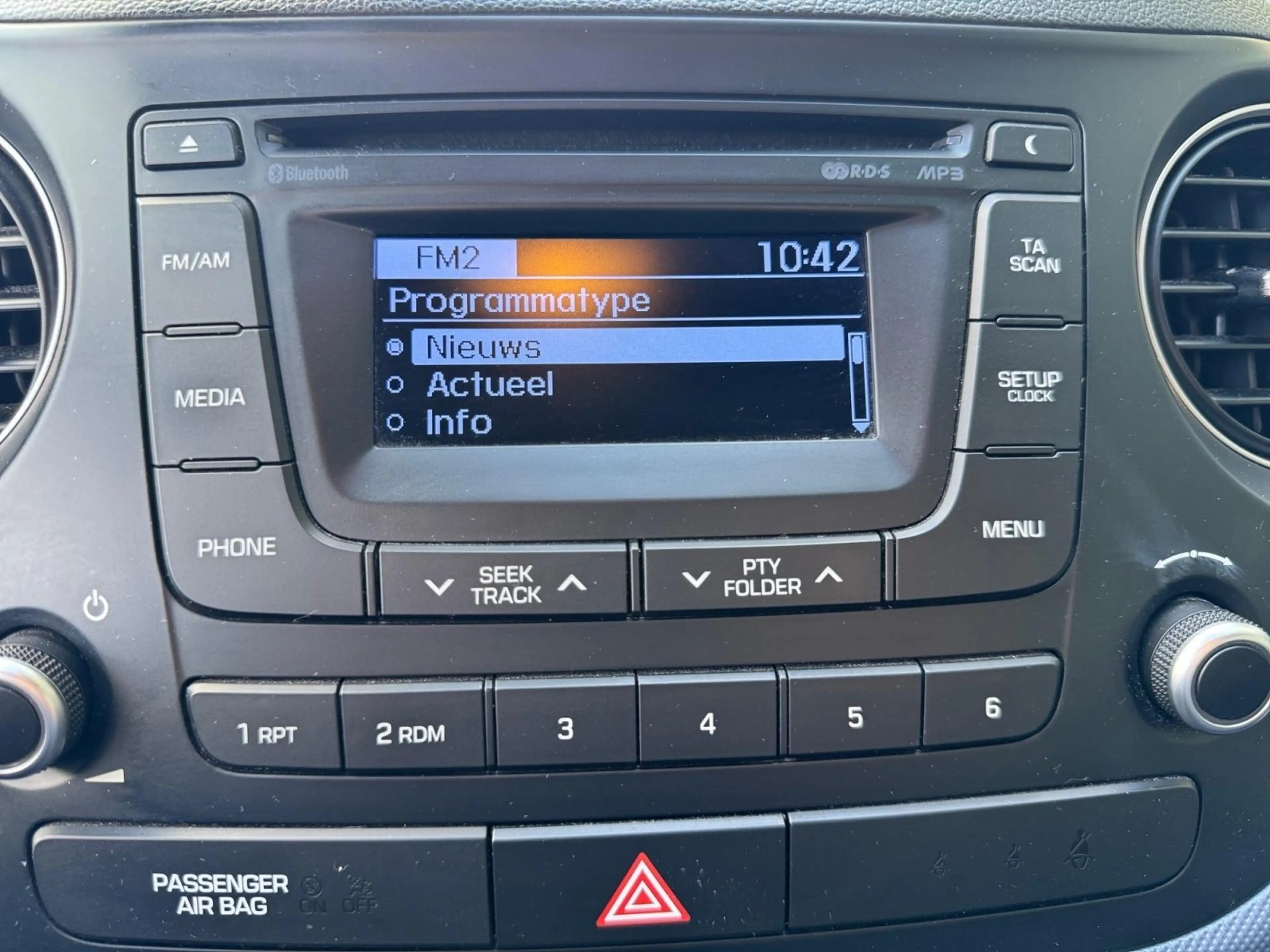 Hyundai i10 5-deurs 1.0i i-Motion Comfort Plus | RADIO | AIRCO — photo 14