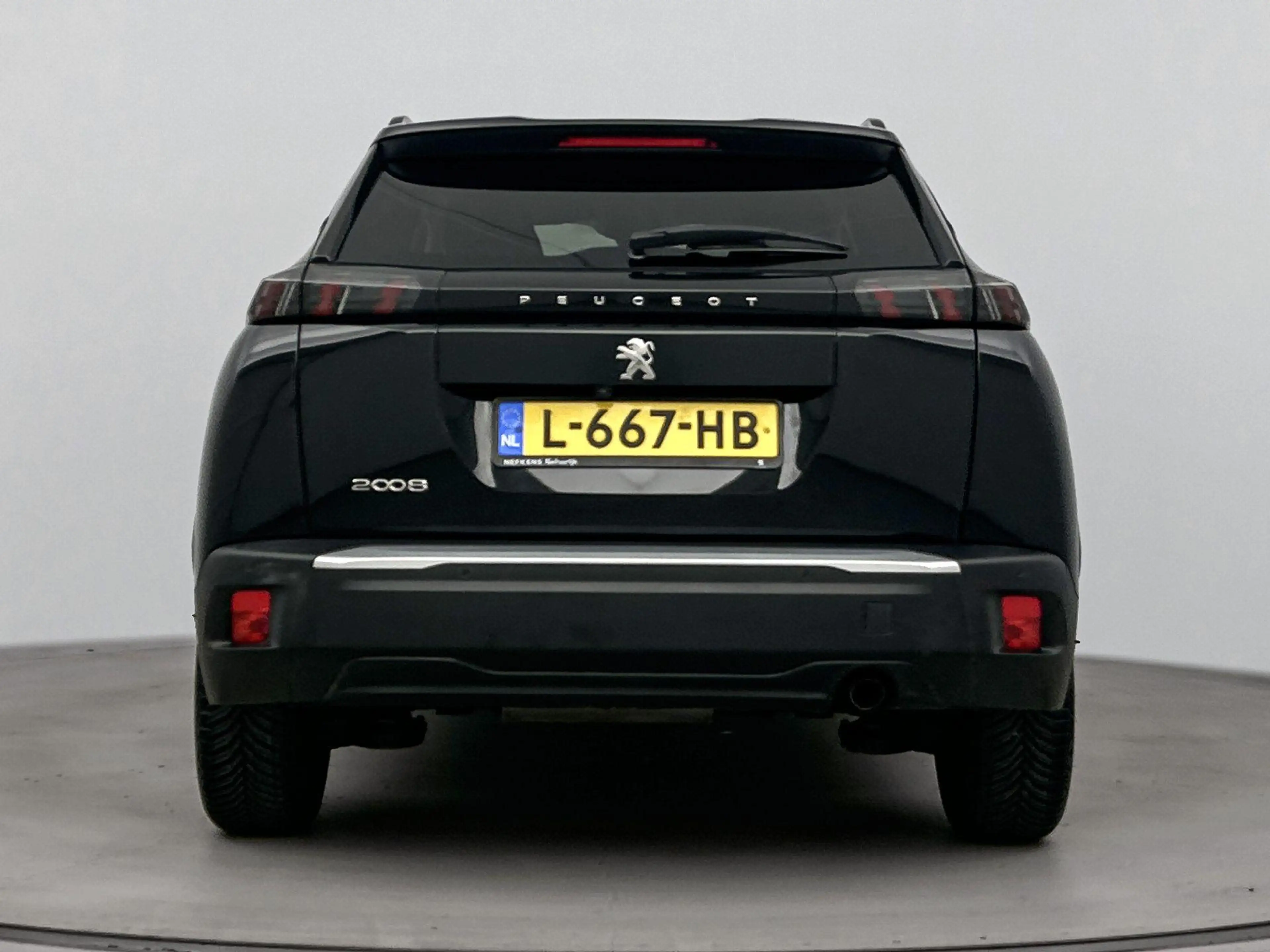 Peugeot 2008 SUV Allure 100pk | Navigatie | Achteruitrijcamera — photo 5