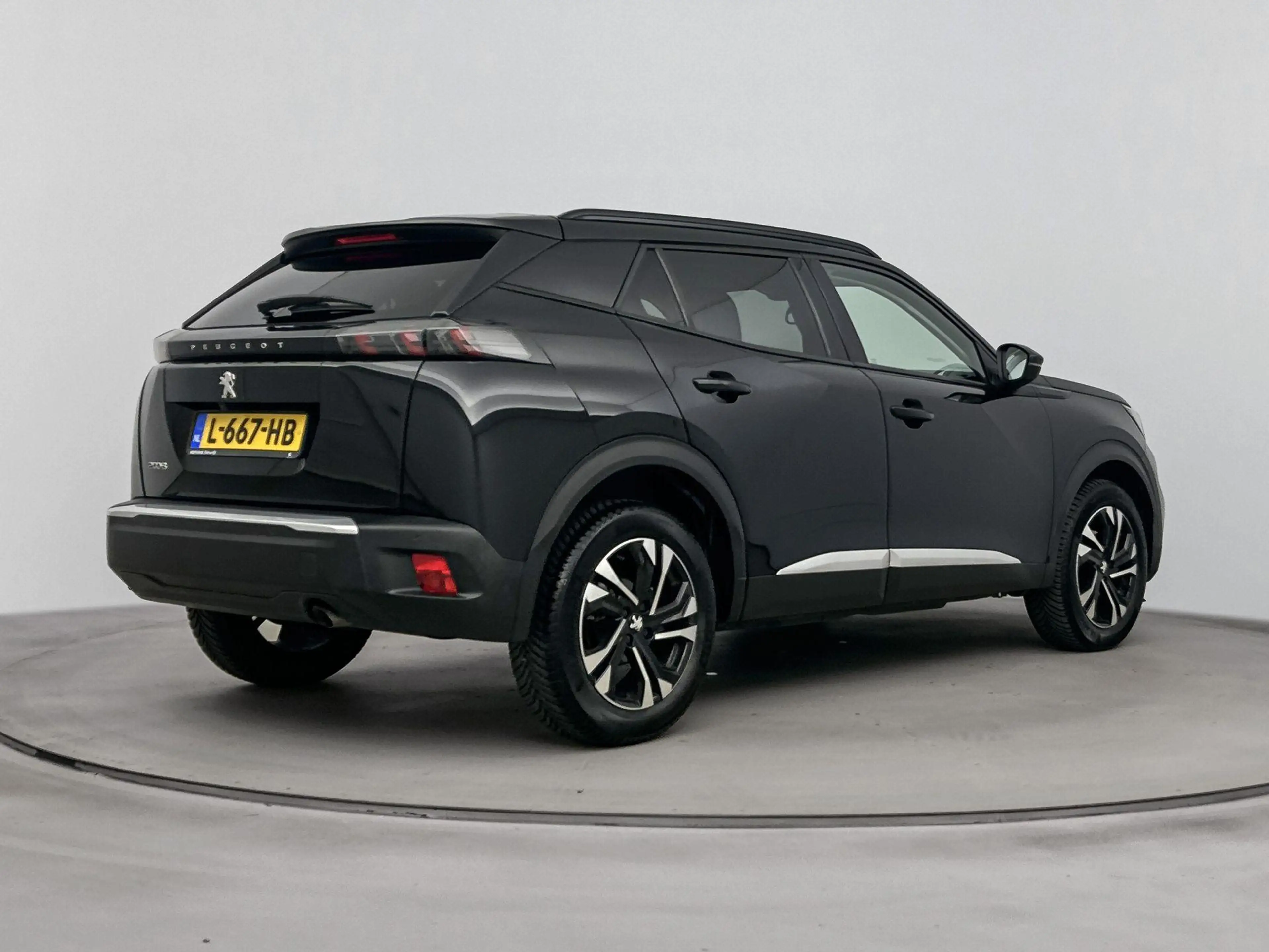Peugeot 2008 SUV Allure 100pk | Navigatie | Achteruitrijcamera — photo 6