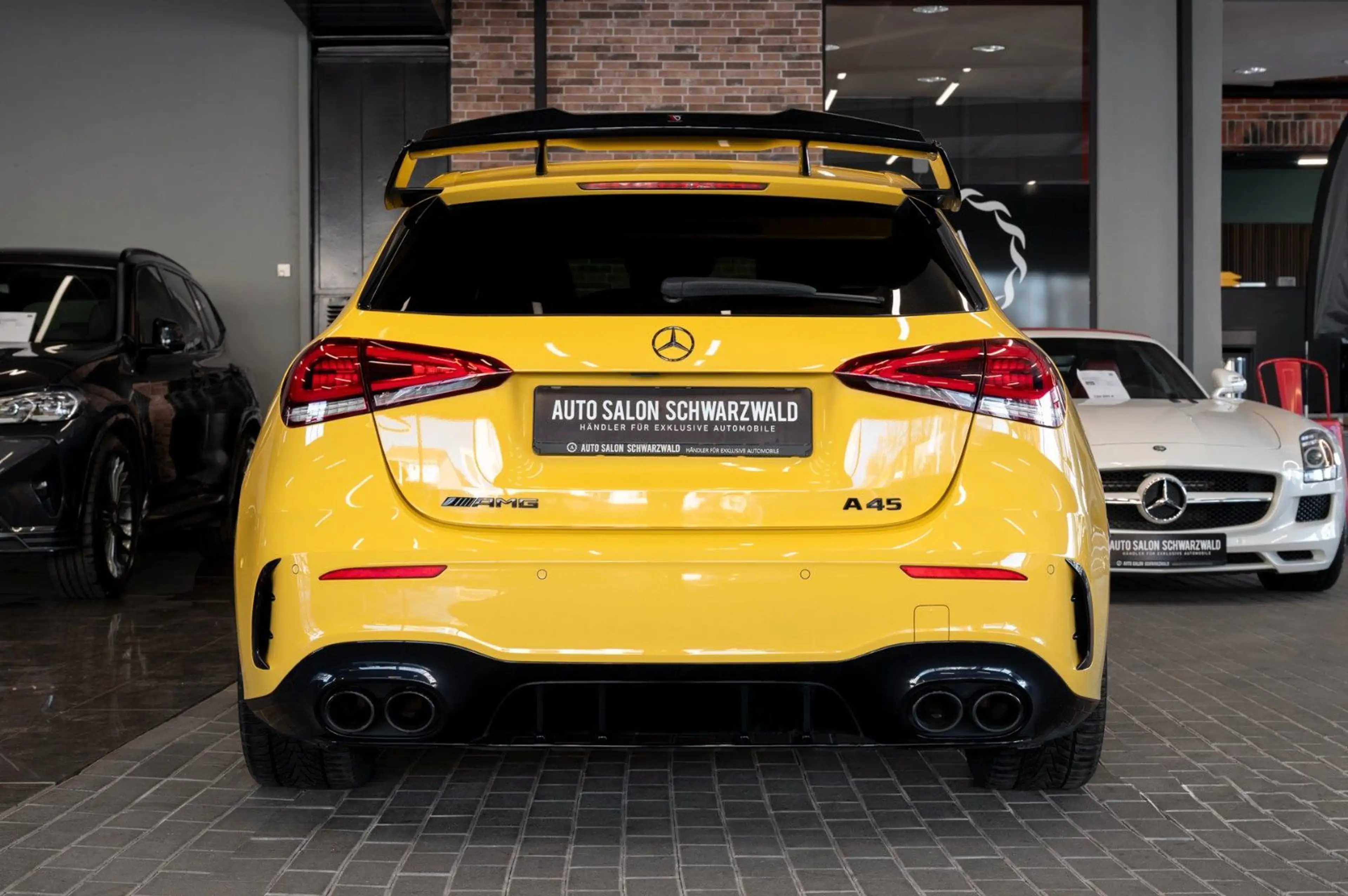 Mercedes-Benz A 45 AMG A45 AMG 4Matic| AERO-PAKET|NIGHT|PANO|ASSISTENZ — photo 9