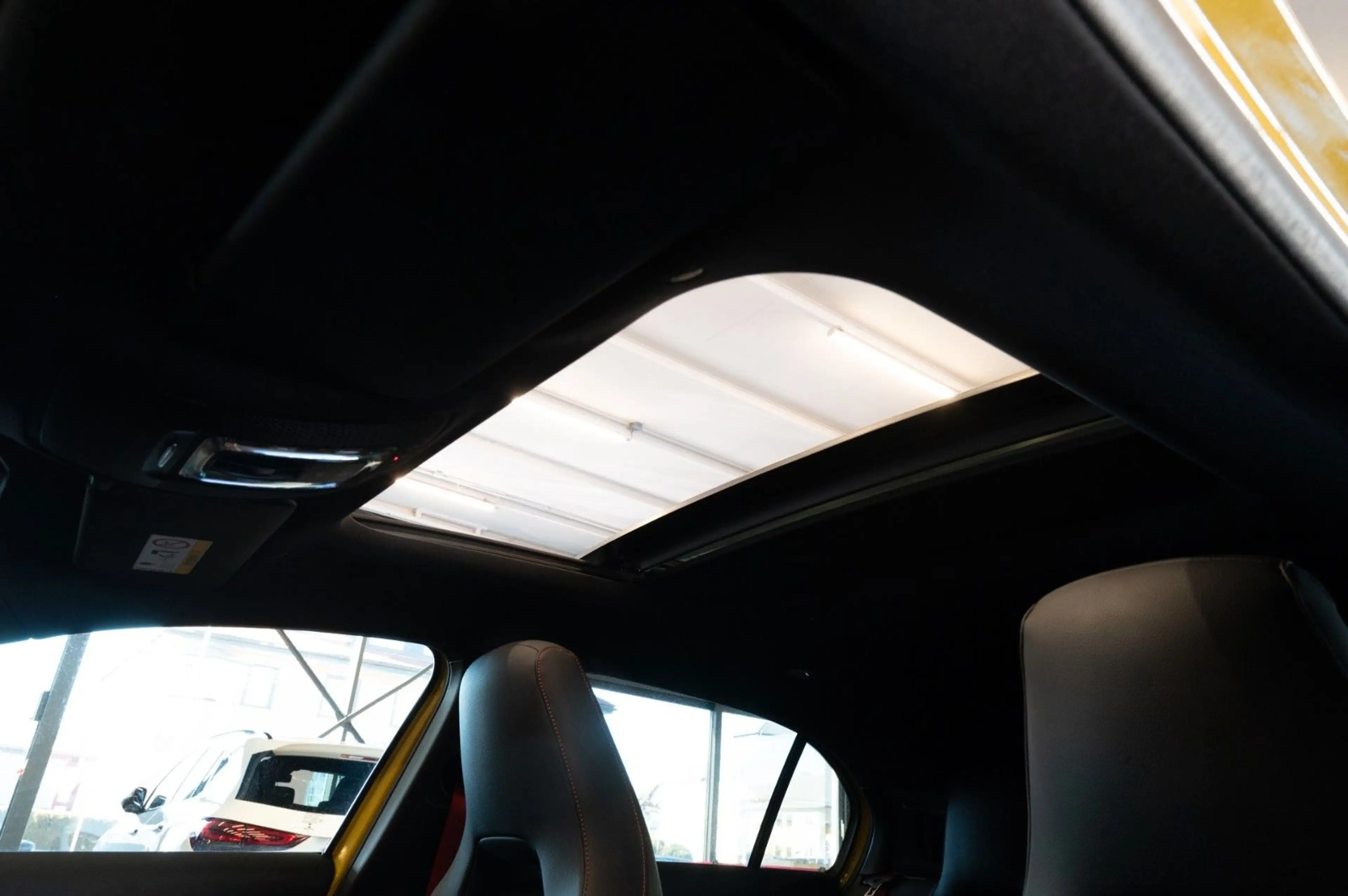 Mercedes-Benz A 45 AMG A45 AMG 4Matic| AERO-PAKET|NIGHT|PANO|ASSISTENZ — photo 13