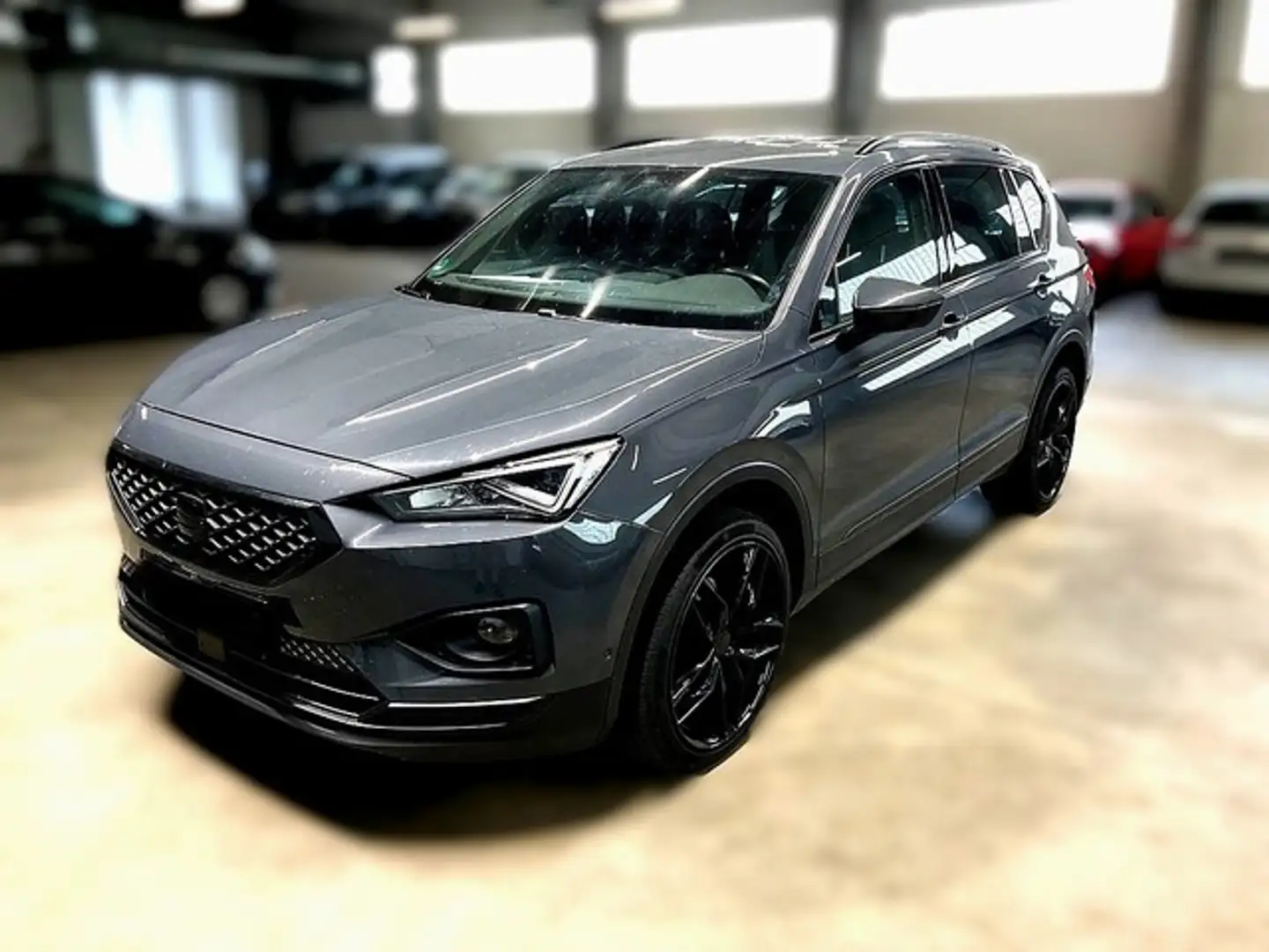 SEAT Tarraco 2.0TDi Style Autom. 7SITZE/Navi/ACC/LED Grijs - 1