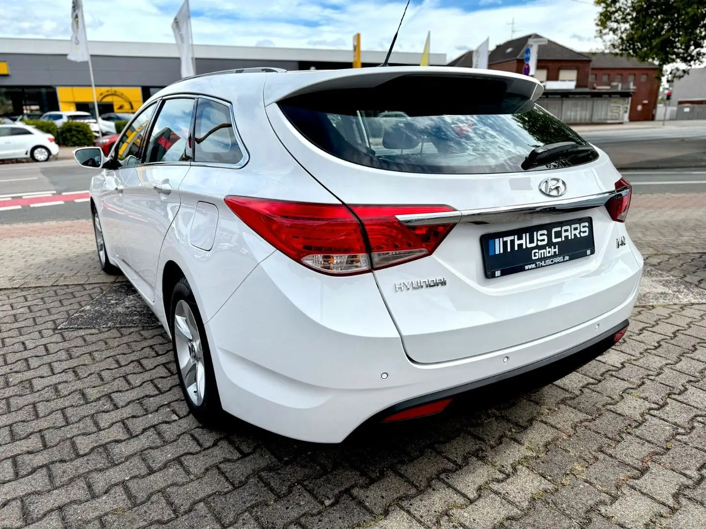 Hyundai i40 cw FIFA World Cup Edition Blanc - 2