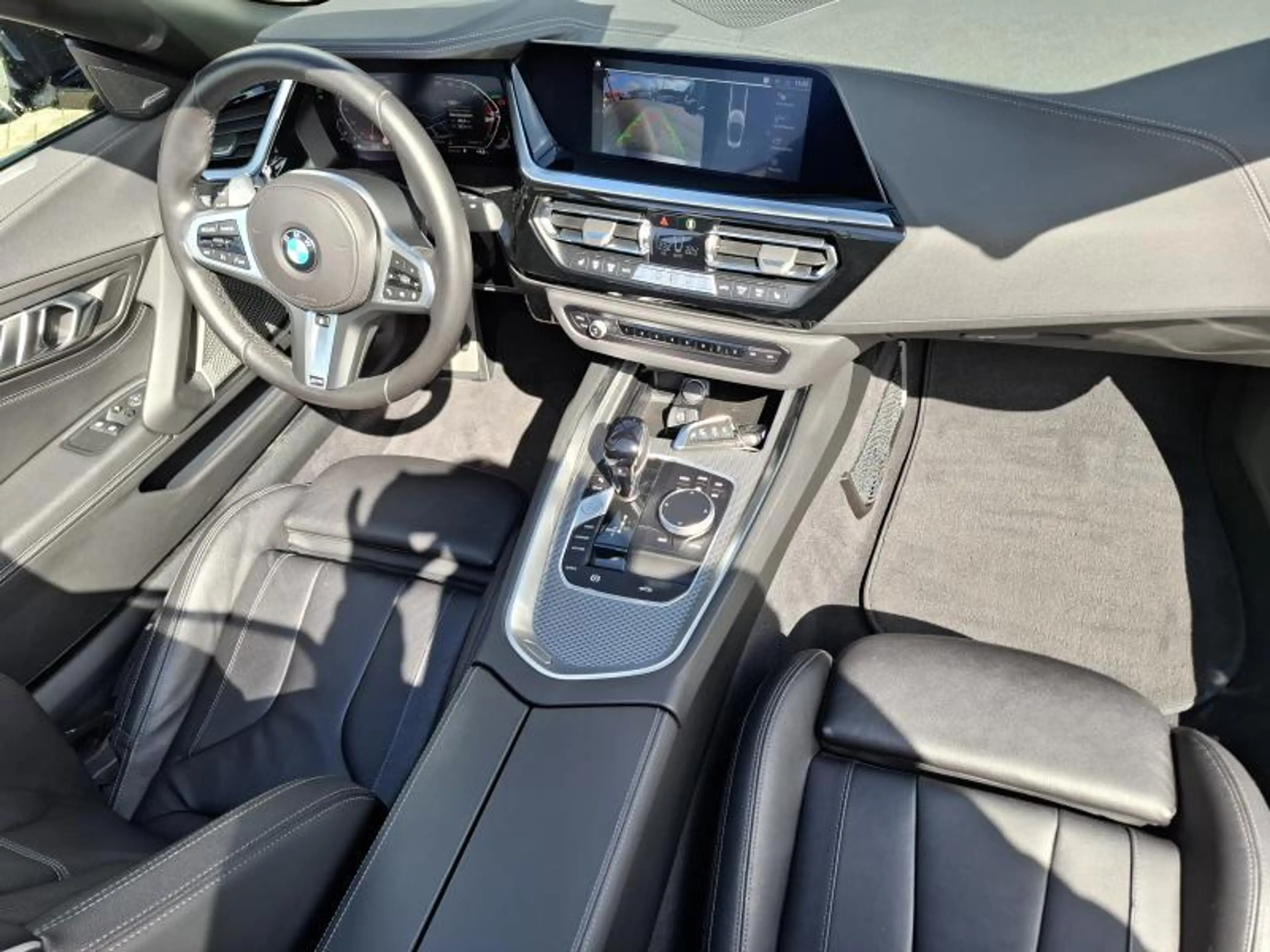BMW Z4 sDrive20iA pack M — photo 14