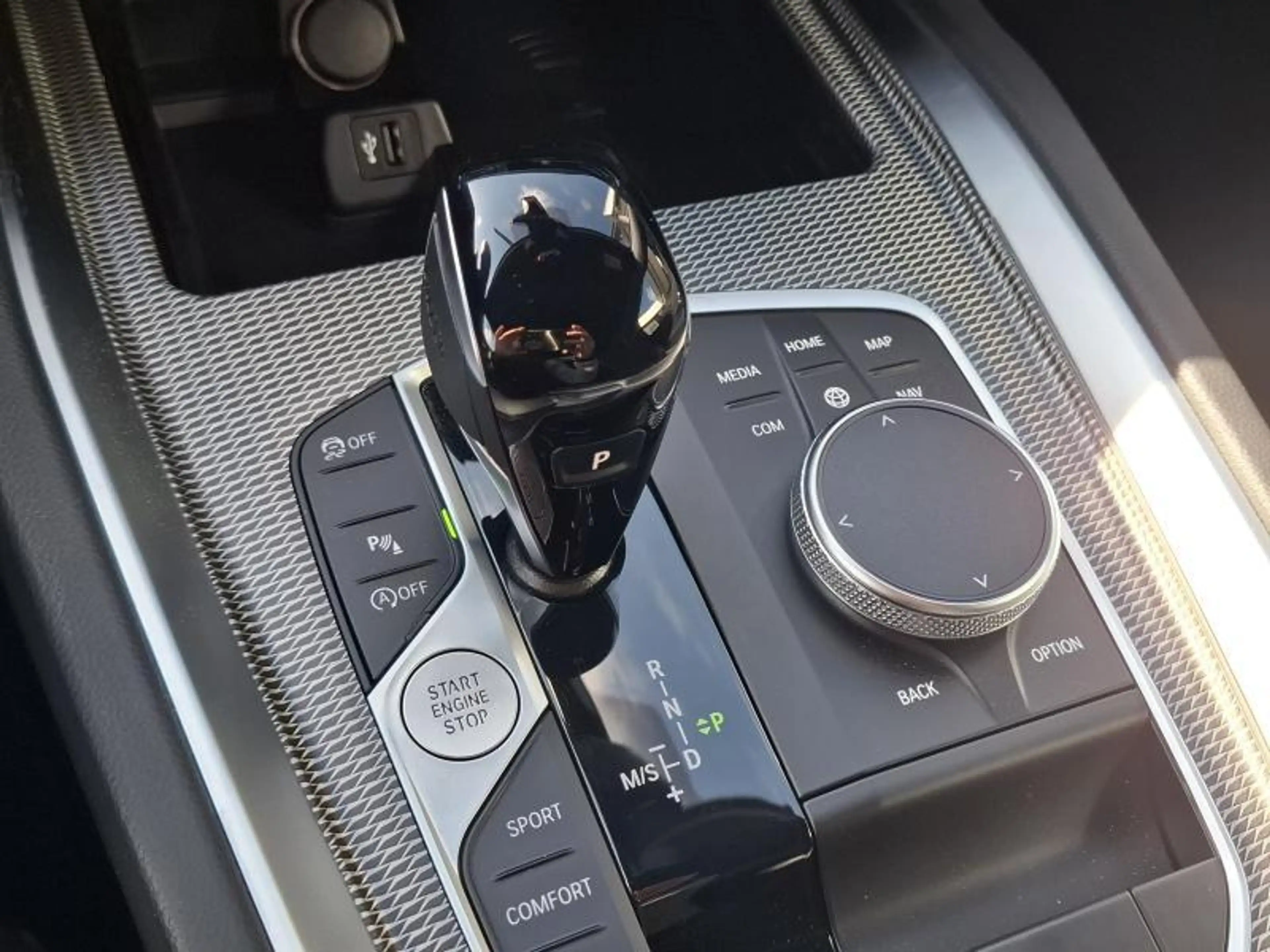 BMW Z4 sDrive20iA pack M — photo 7