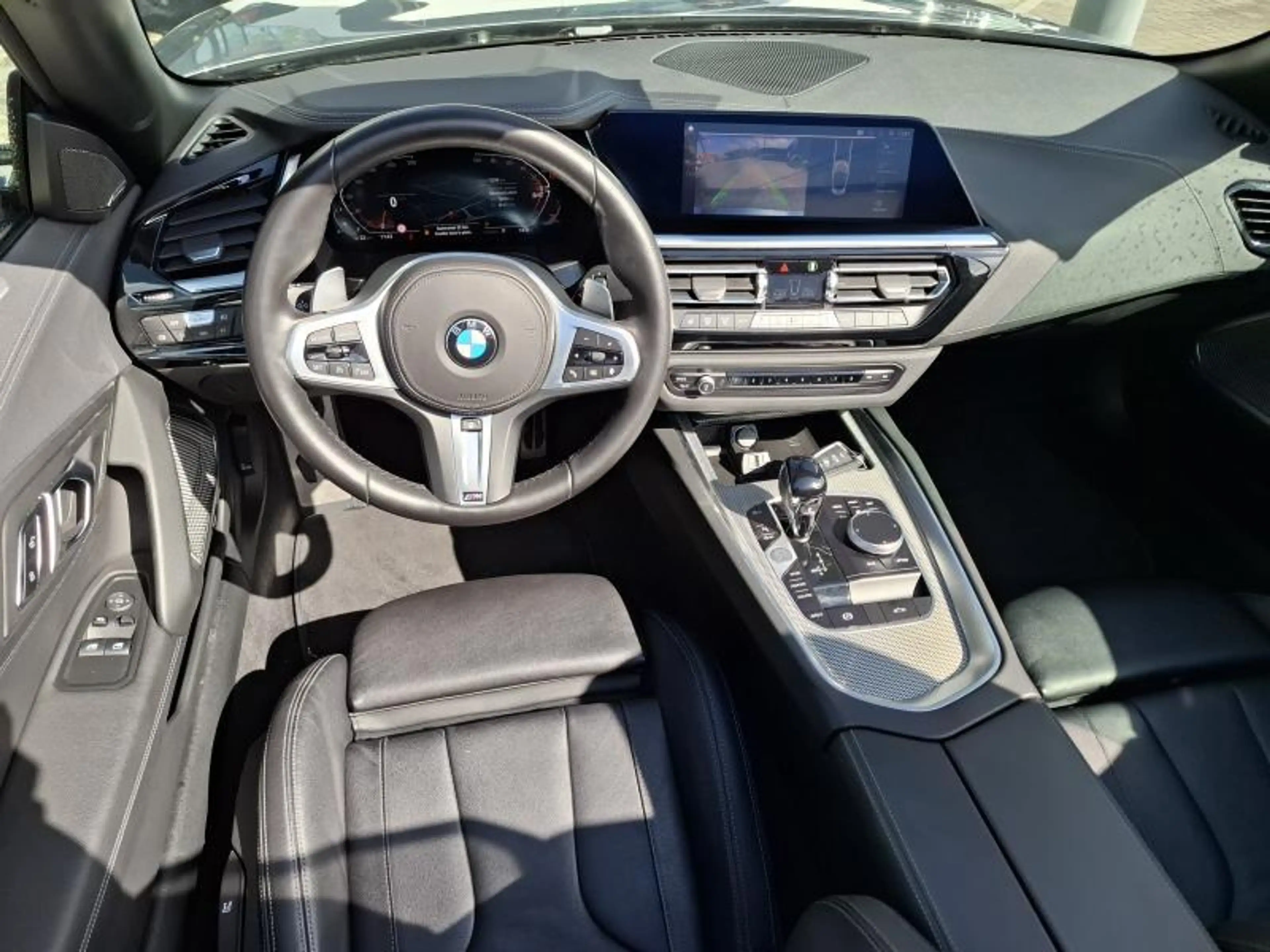 BMW Z4 sDrive20iA pack M — photo 12