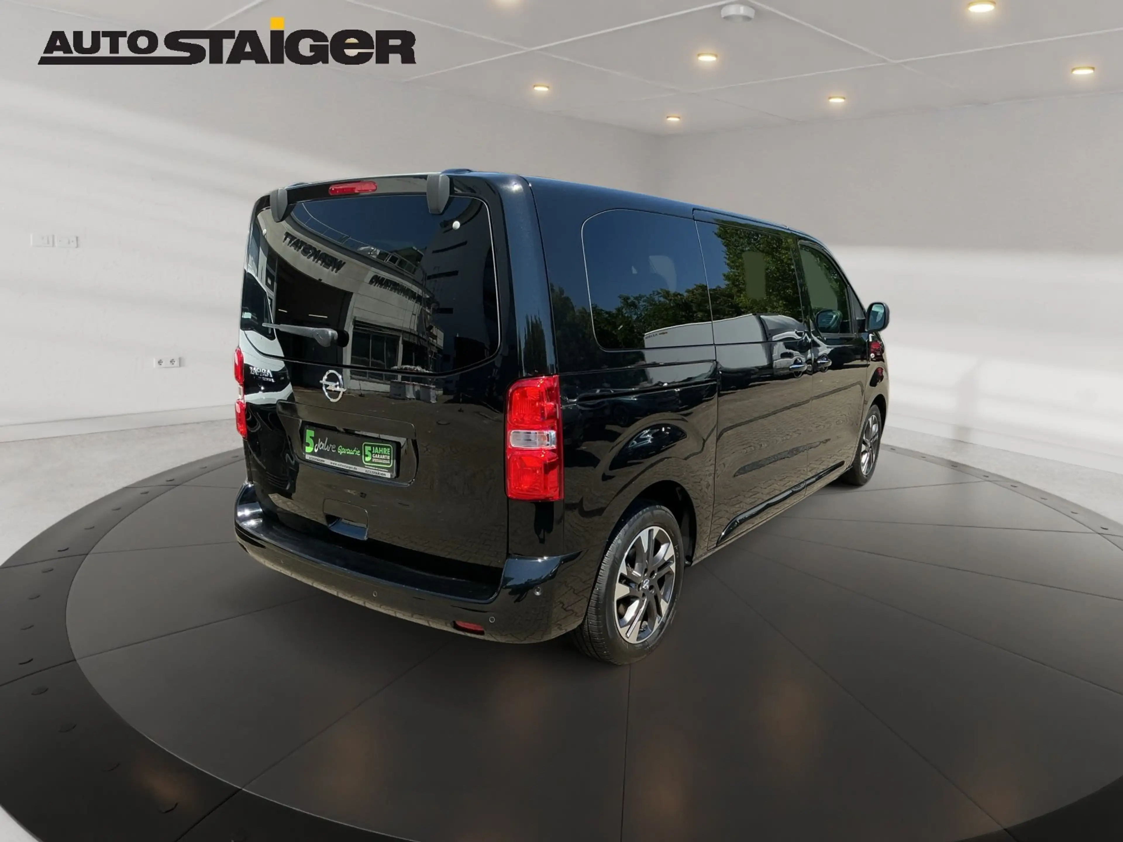 Opel Zafira Life 2.0 Tourer M ACC+Navi+HeadUp+Pano — photo 5