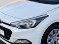 Hyundai i20 1.2 Trend Klima Parksensoren Tempomat Nebel  Sitzh Weiß - thumbnail 5