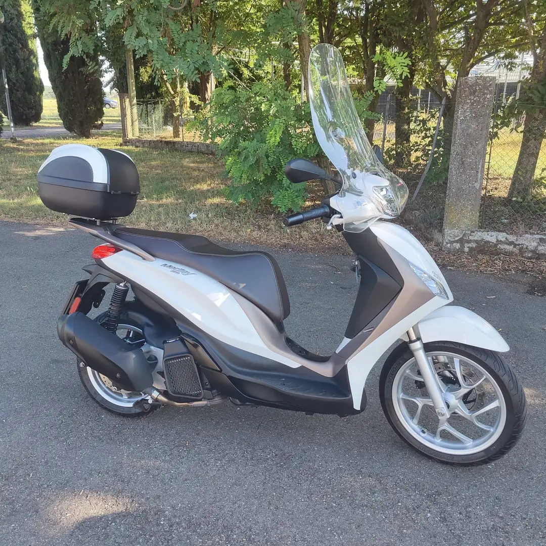 Piaggio Medley 125 ABS Fehér - 2