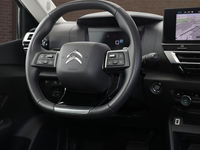 Citroen C4 — photo 11