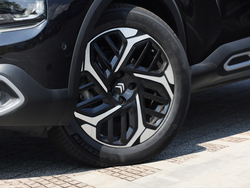 Citroen C4 — photo 5