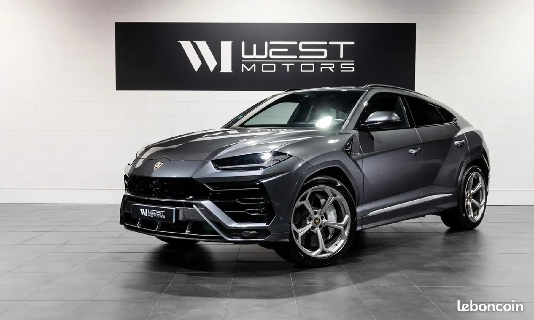 Lamborghini Urus V8 650 – FRANÇAIS Toit Pano Full ADAS B&O TVA LOA Gris - 1