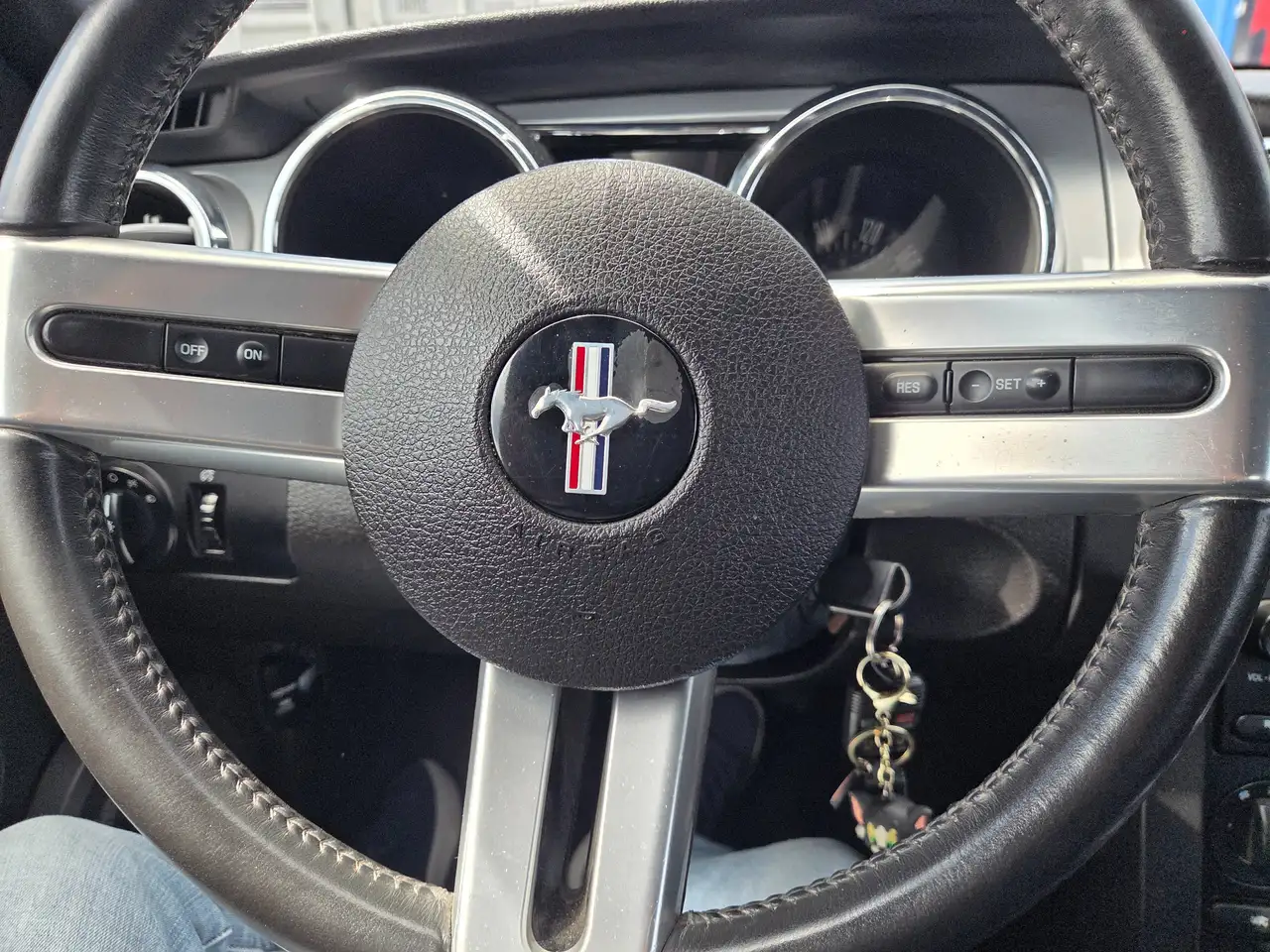 Ford Mustang снимка Ford Mustang