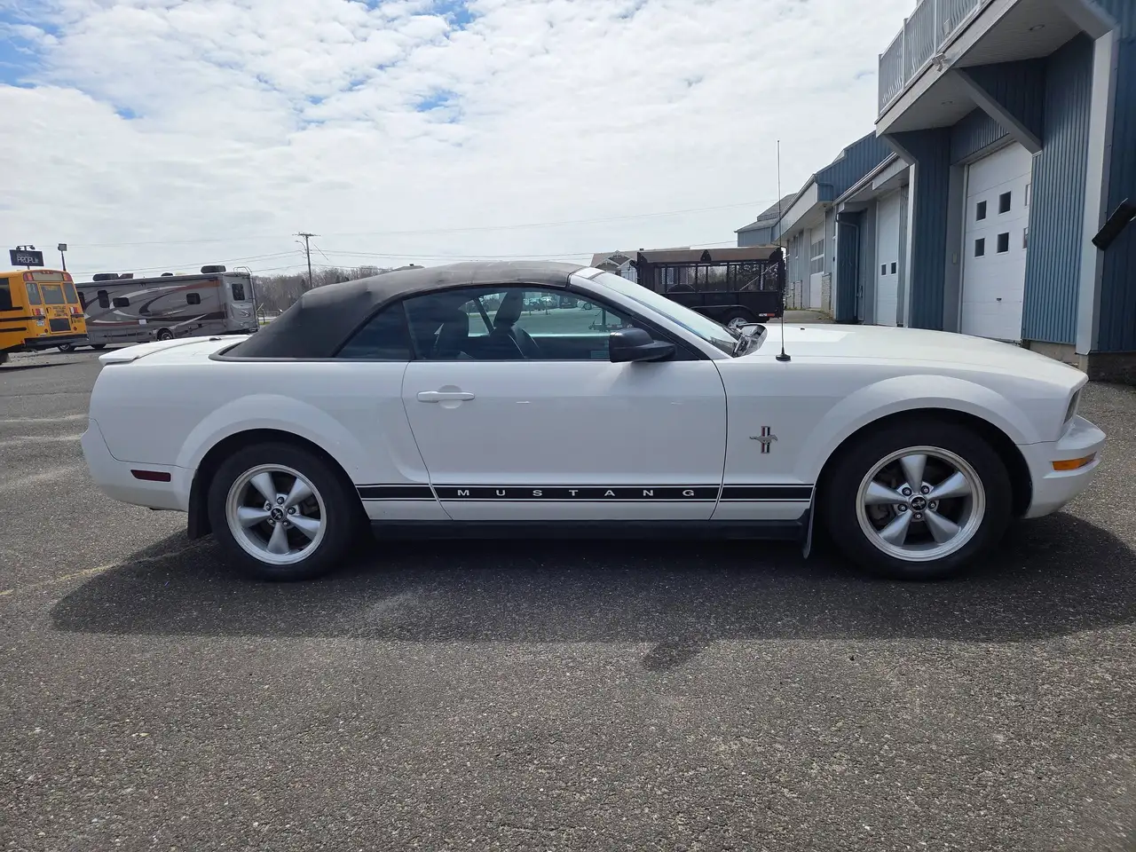 Ford Mustang снимка Ford Mustang