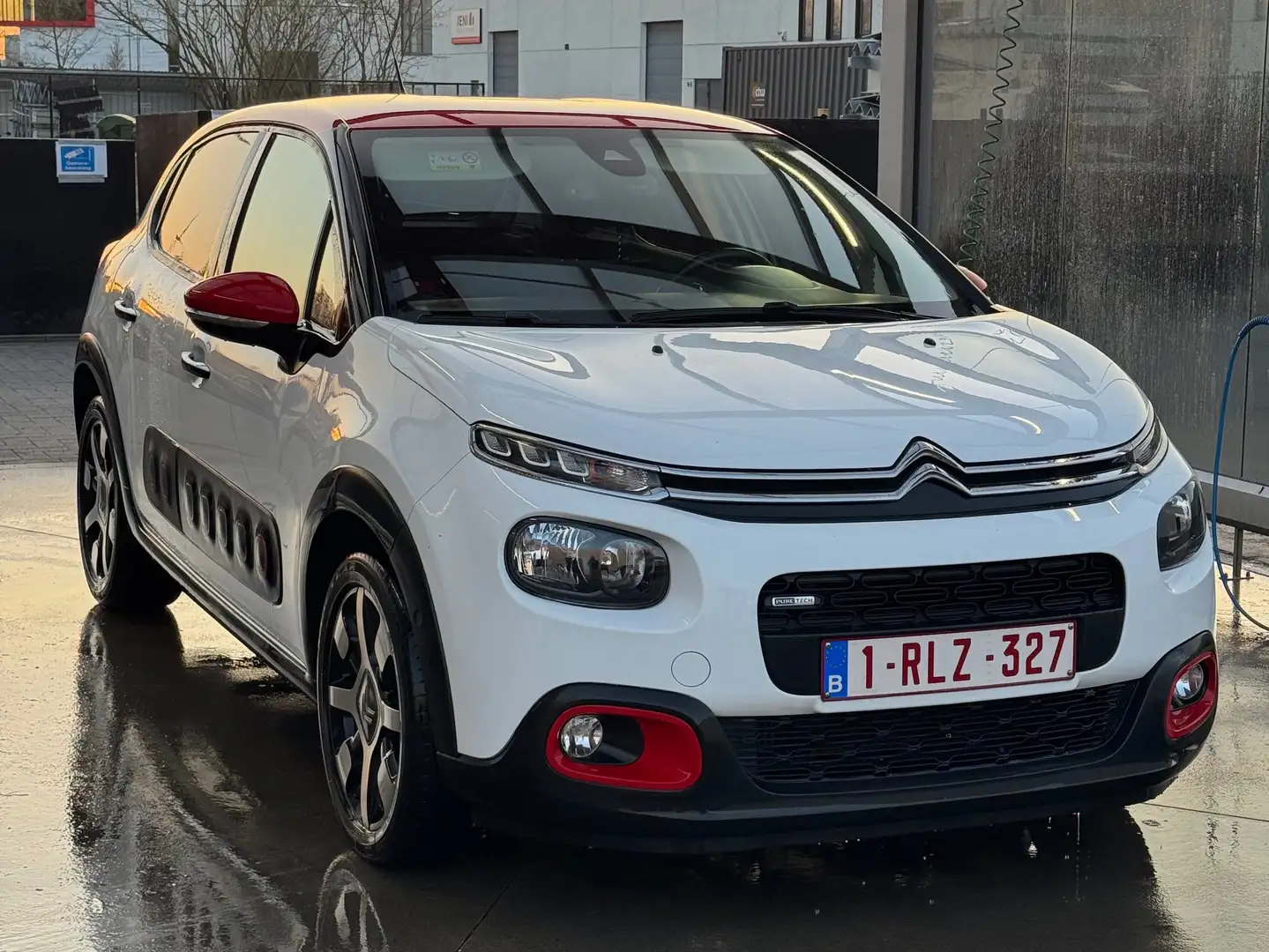 Citroen C3 C3 Pure Tech 110 S Blanc - 1