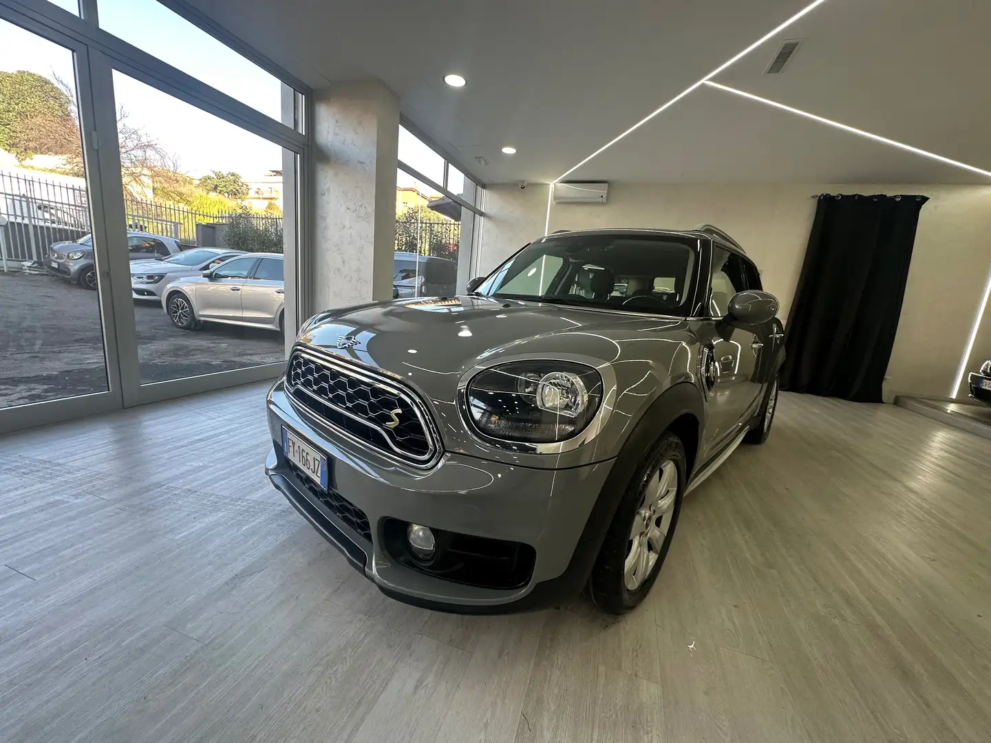 MINI Cooper SE Countryman Mini Countryman 1.5 Cooper SE Business all4 auto Grigio - 1