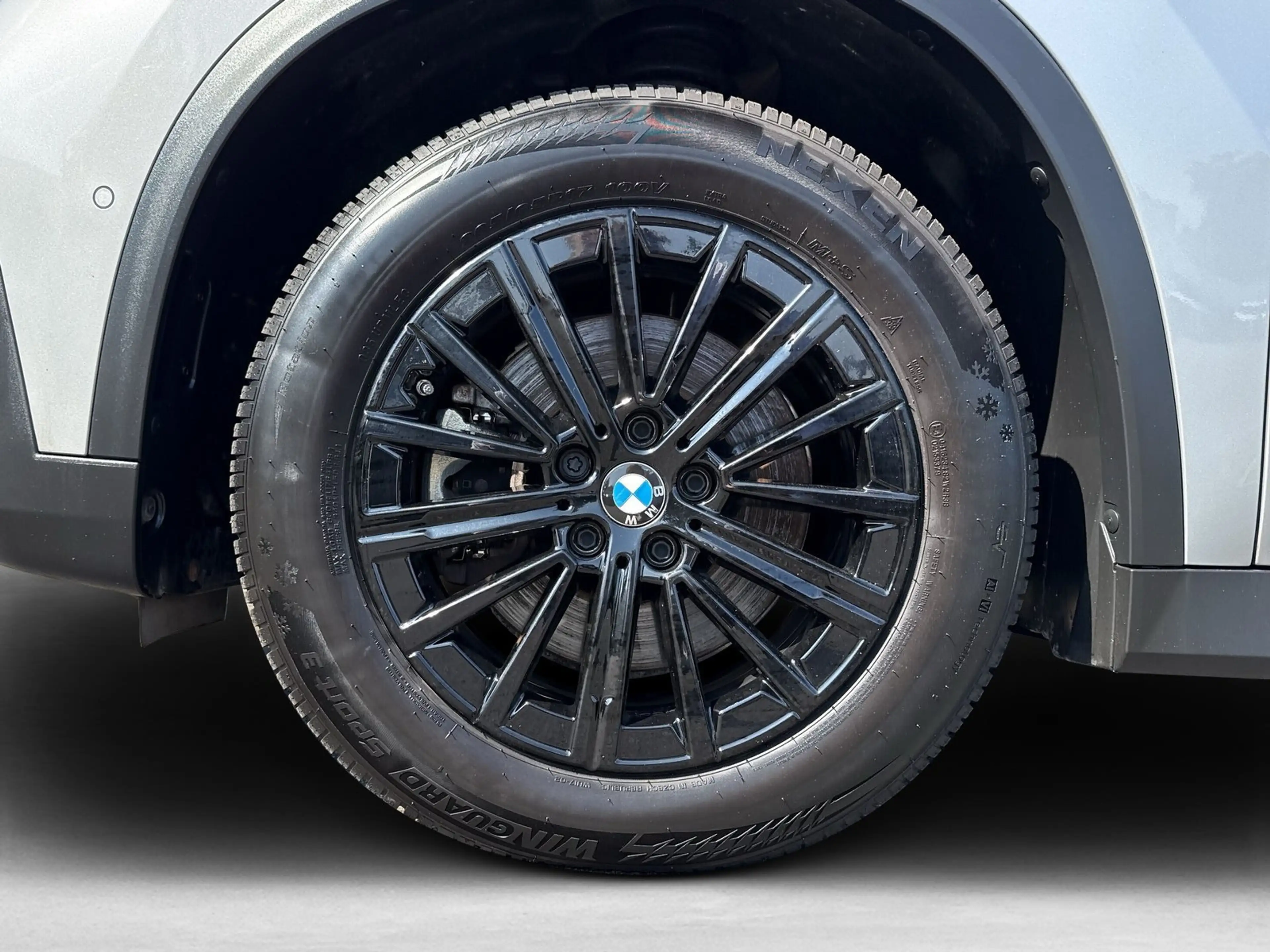 BMW iX1 xDrive30 *NAVI.RFK.AKTIVSITZ.LED-SW* — photo 15