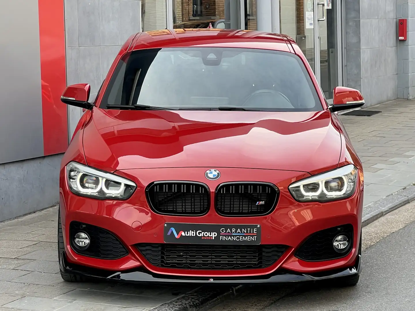 BMW 118 i Pack///M Perfomance*GARANTIE 1an*harman/kardon Rood - 2