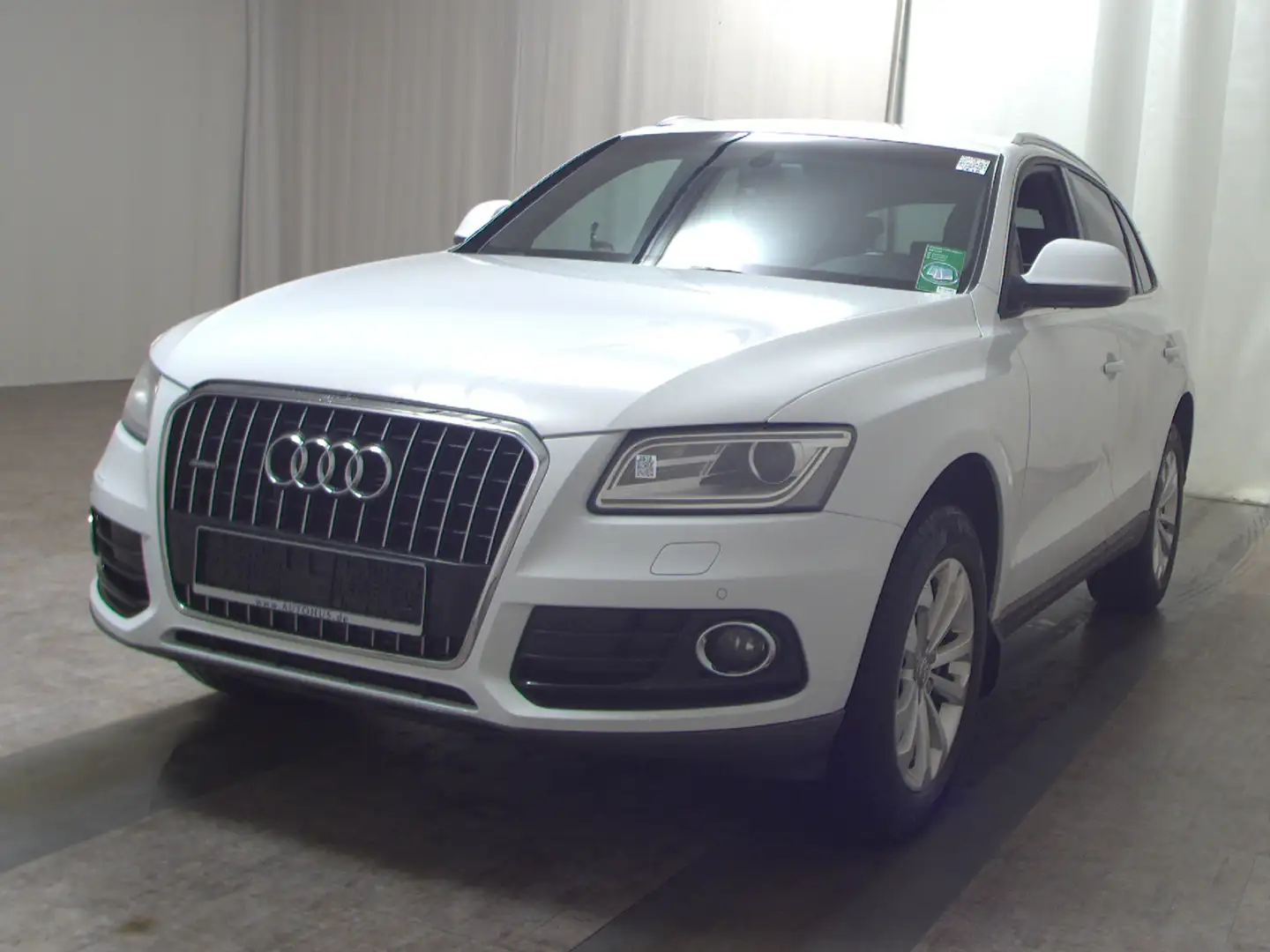 Audi Q5 2.0 TDI Qu. Xenon StHzg AHK PDC Weiß - 2