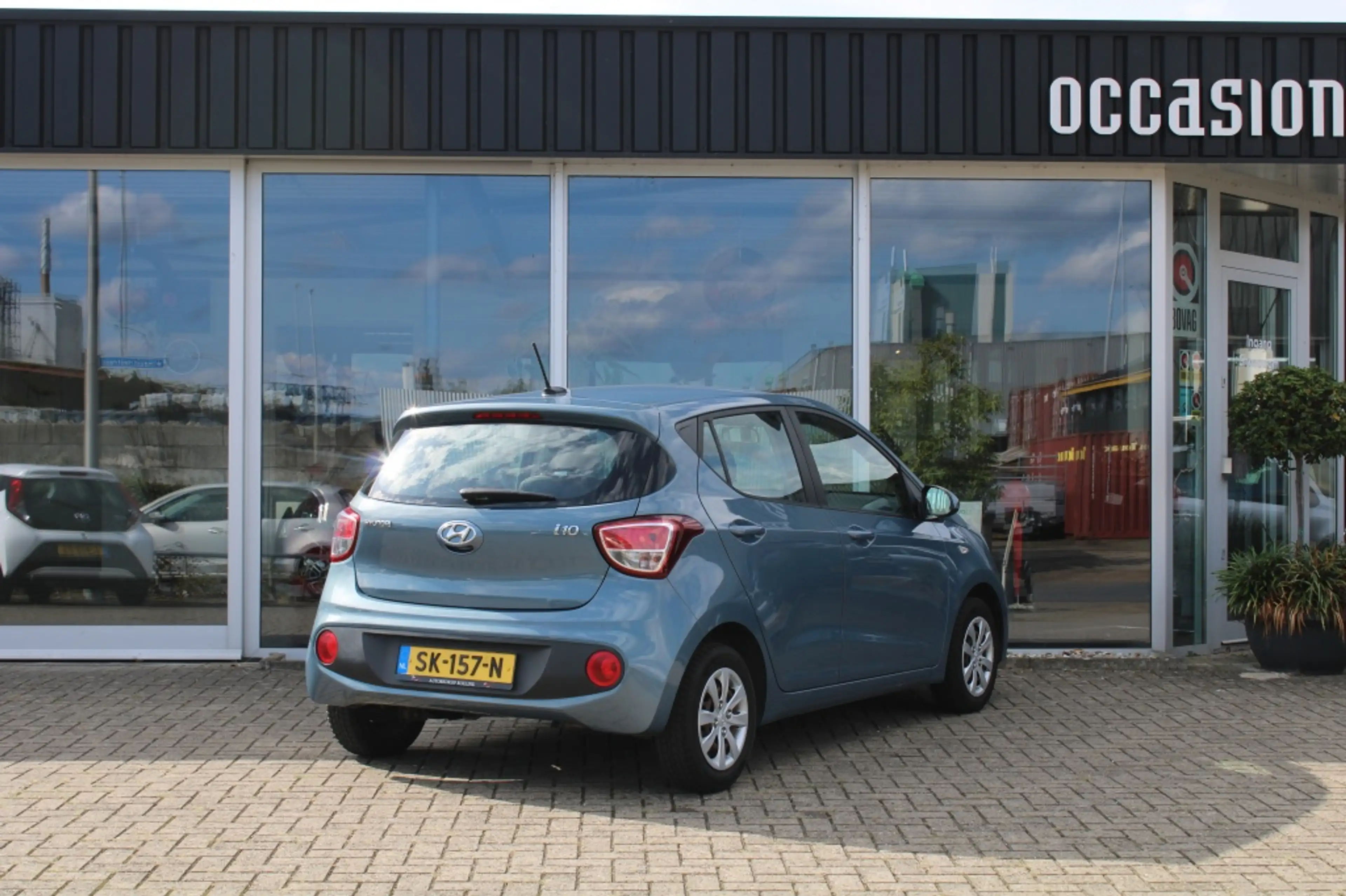 Hyundai i10 1.0i Comfort — photo 7