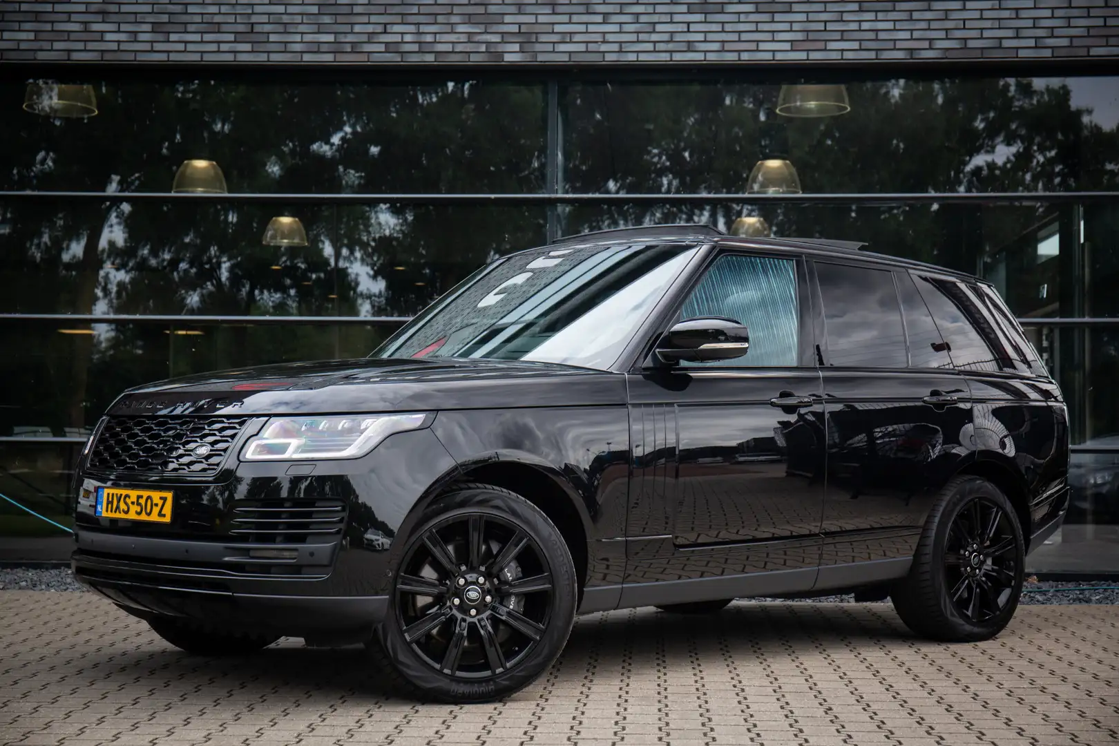 Land Rover Range Rover P400e Westminster , Sfeerverlichting, Trekhaak, Me Zwart - 2