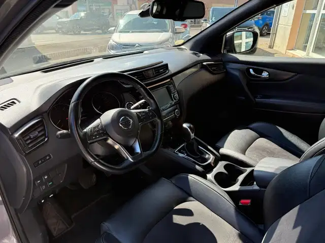 Nissan Qashqai+2 view 9
