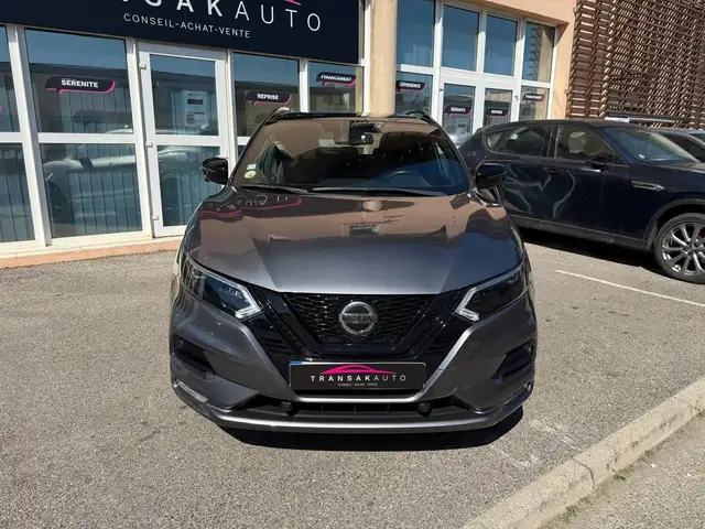 Nissan Qashqai+2 view 2