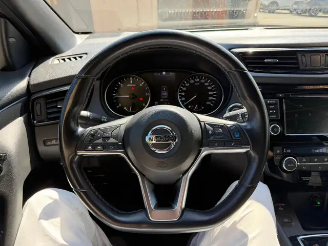 Nissan Qashqai+2 view 17