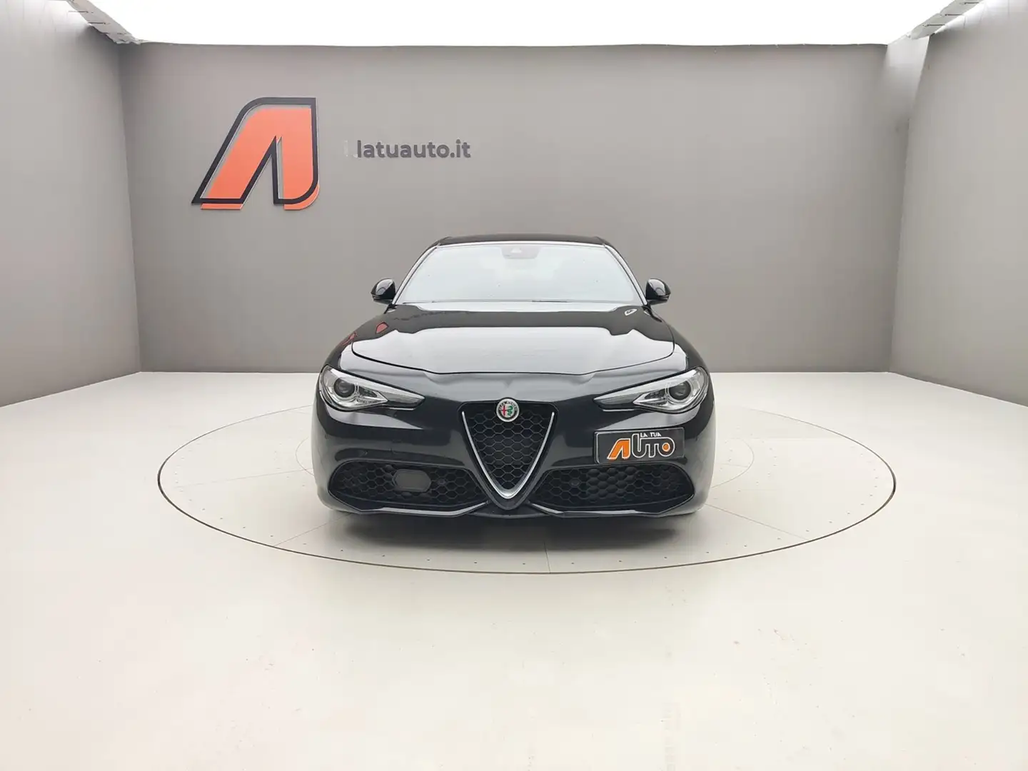 Alfa Romeo Giulia 2.2 TD 160CV SUPER BUSINESS AT8 Schwarz - 2
