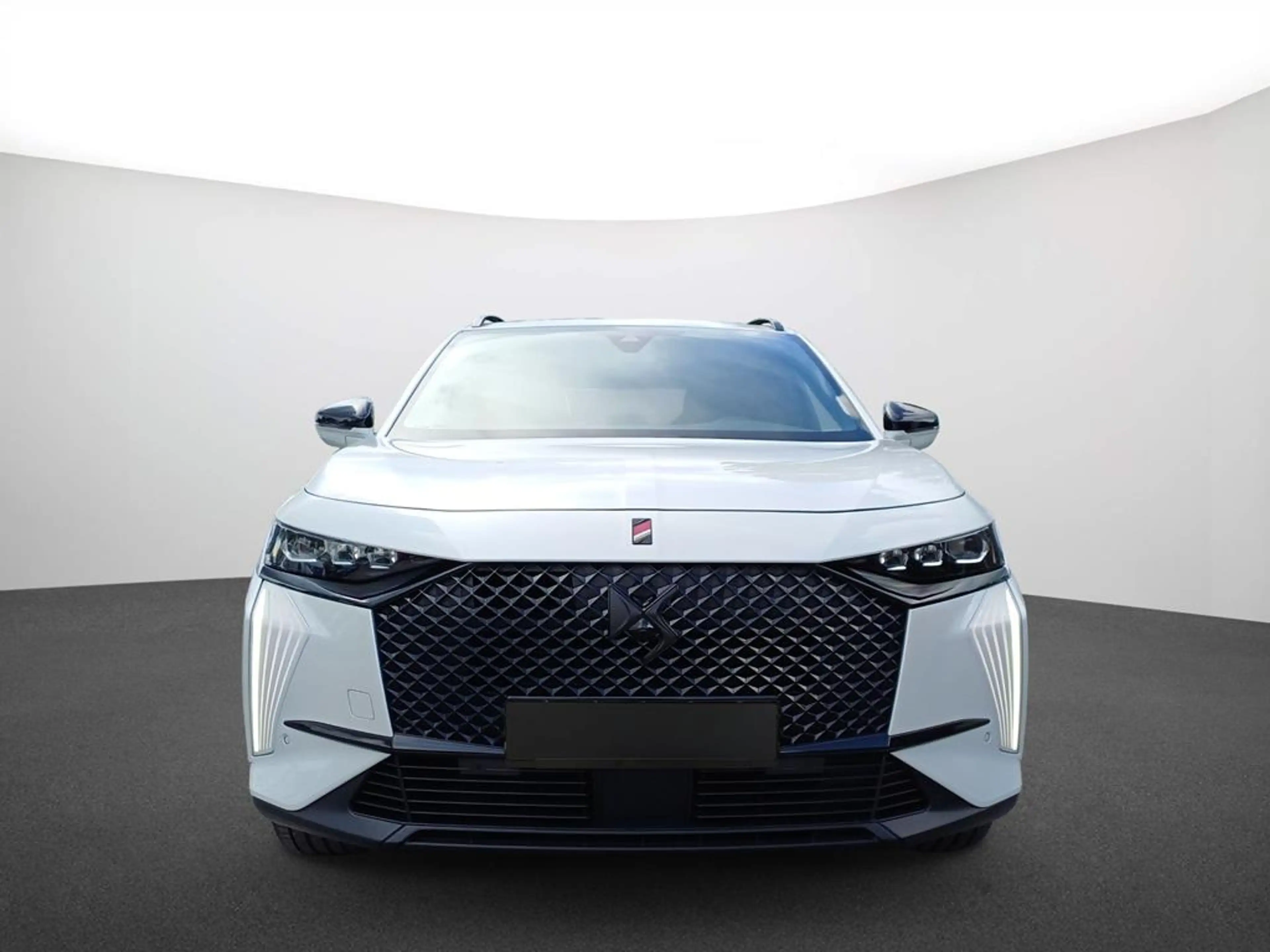 DS Automobiles DS 7 DS 7 PERFORMANCE LINE + BlueHDi 130 EAT8 — photo 3