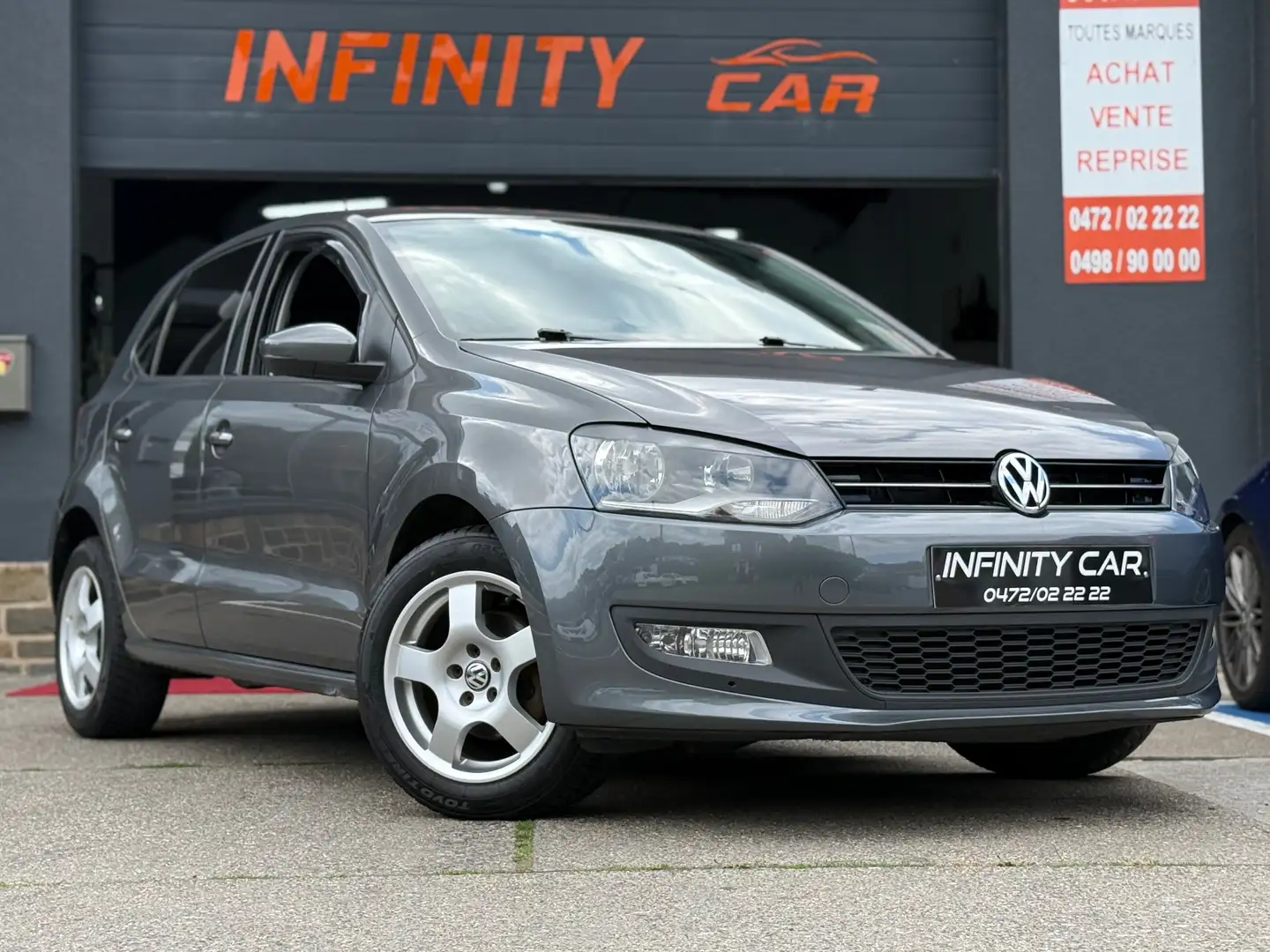 Volkswagen Polo Polo 1.4i Trendline Срібний - 1