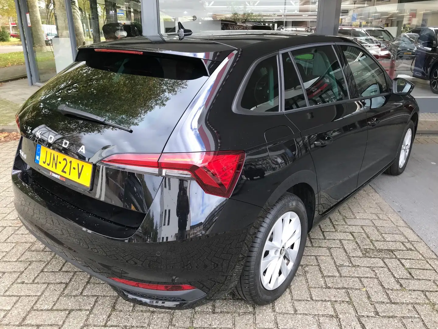 Skoda Scala 1.0 TSI Selection Noir - 2