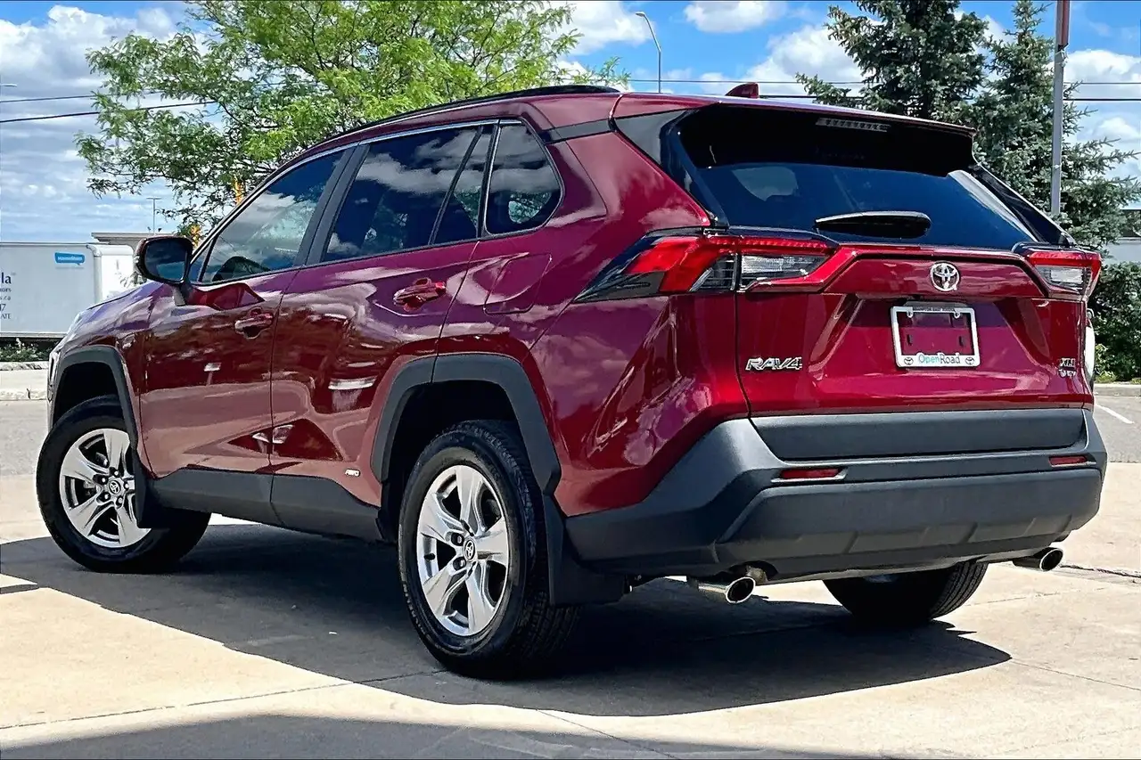 Toyota RAV 4 снимка Toyota RAV 4