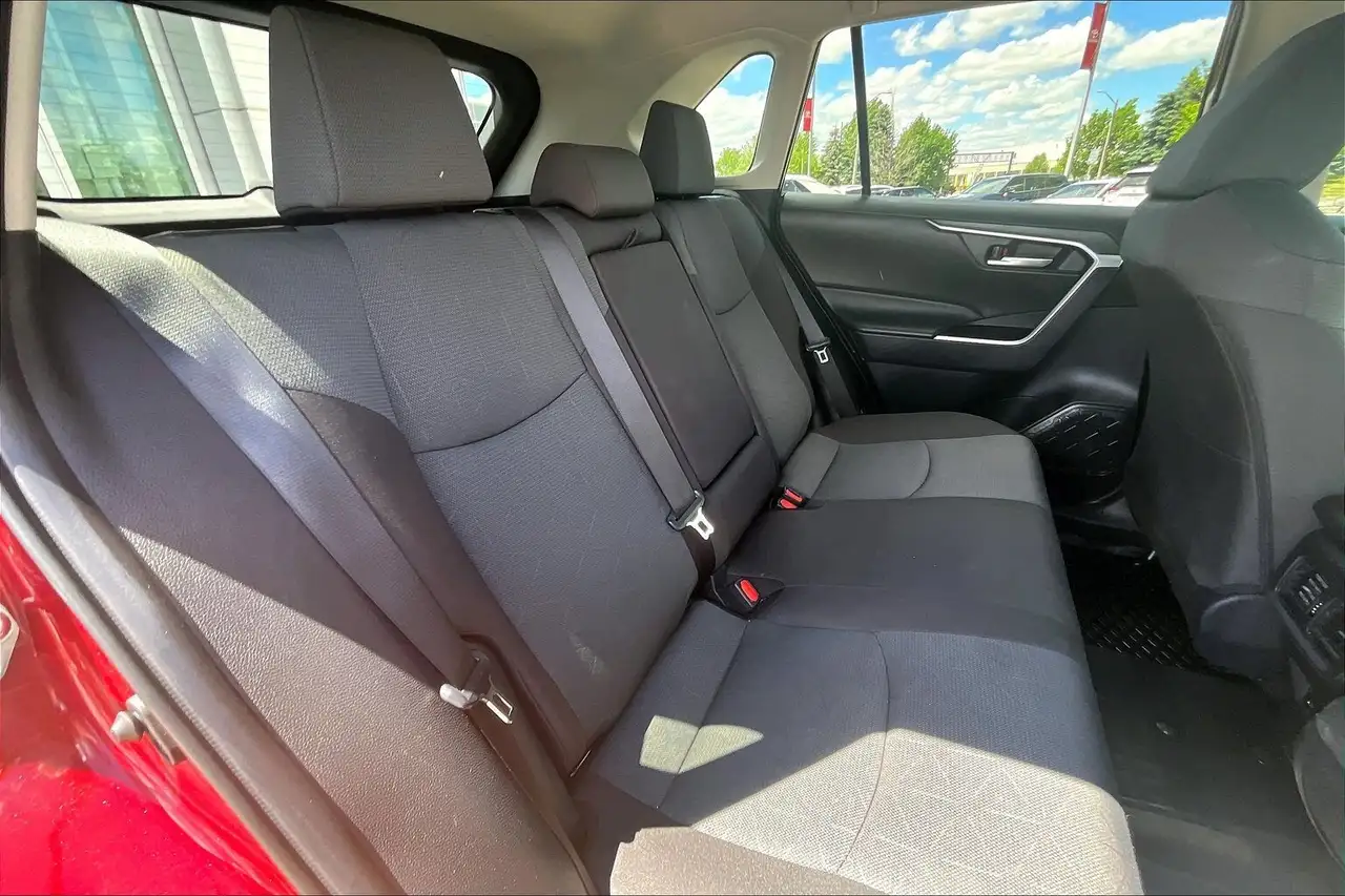 Toyota RAV 4 снимка Toyota RAV 4