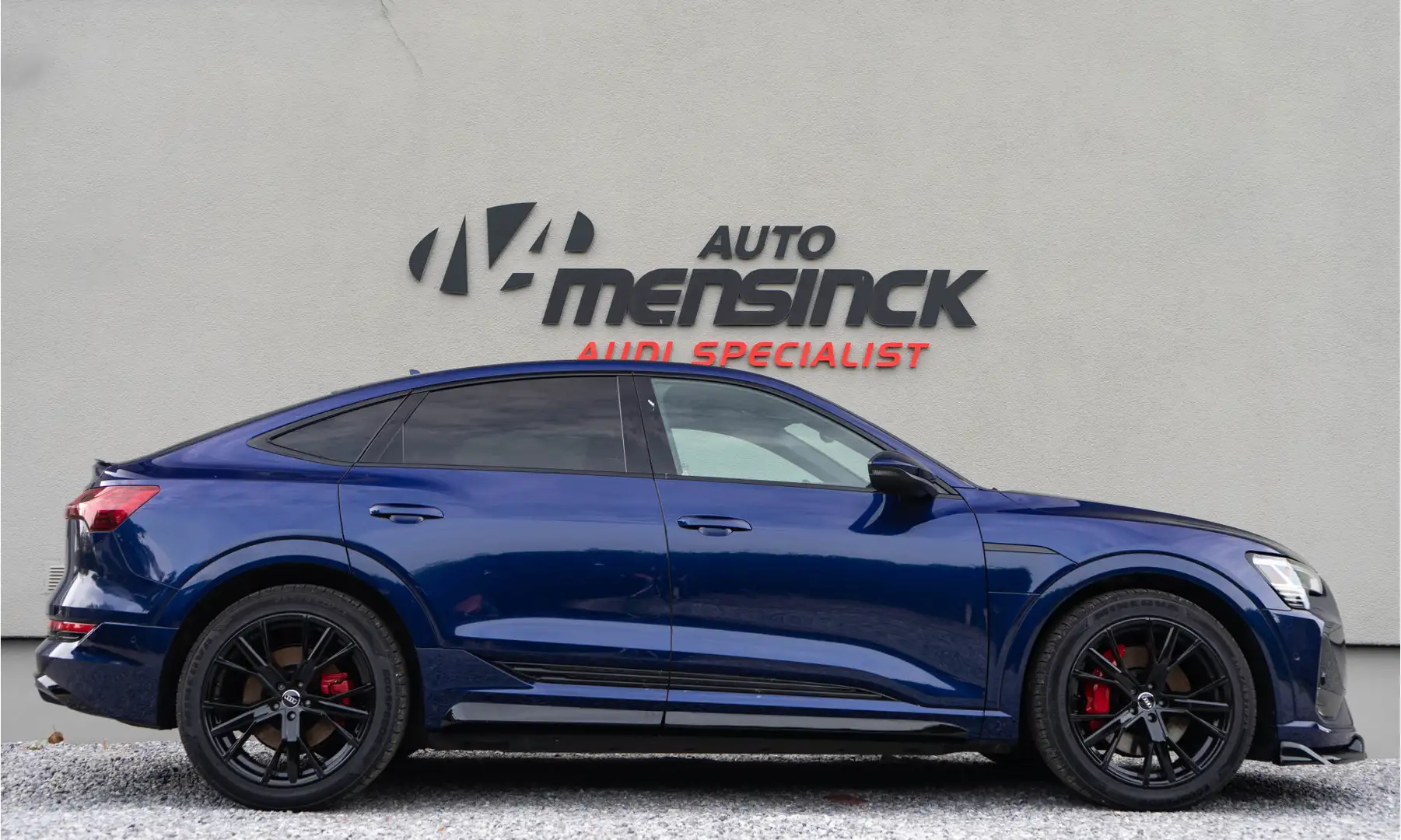 Audi e-tron Sportback 50 Quattro / 2x S-line/ Luchtvering/ Ada Blauw - 2