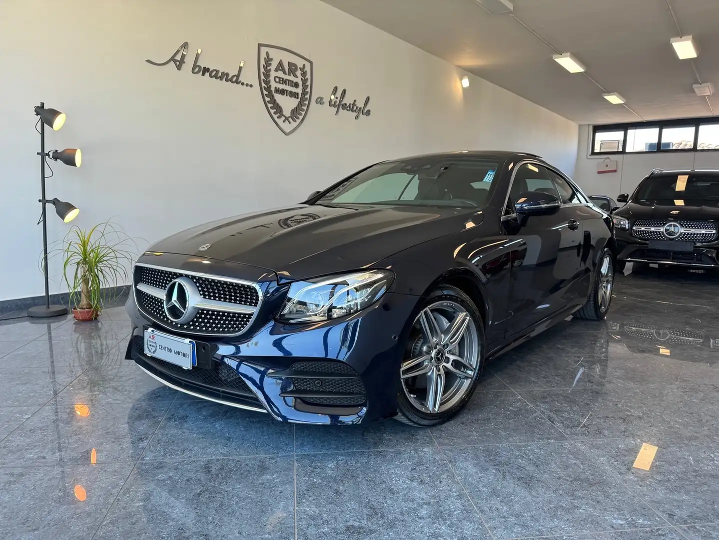 Mercedes-Benz E 220 d Coupè 4matic Amg Premium Plus Tetto Full Opt Blu/Azzurro - 1