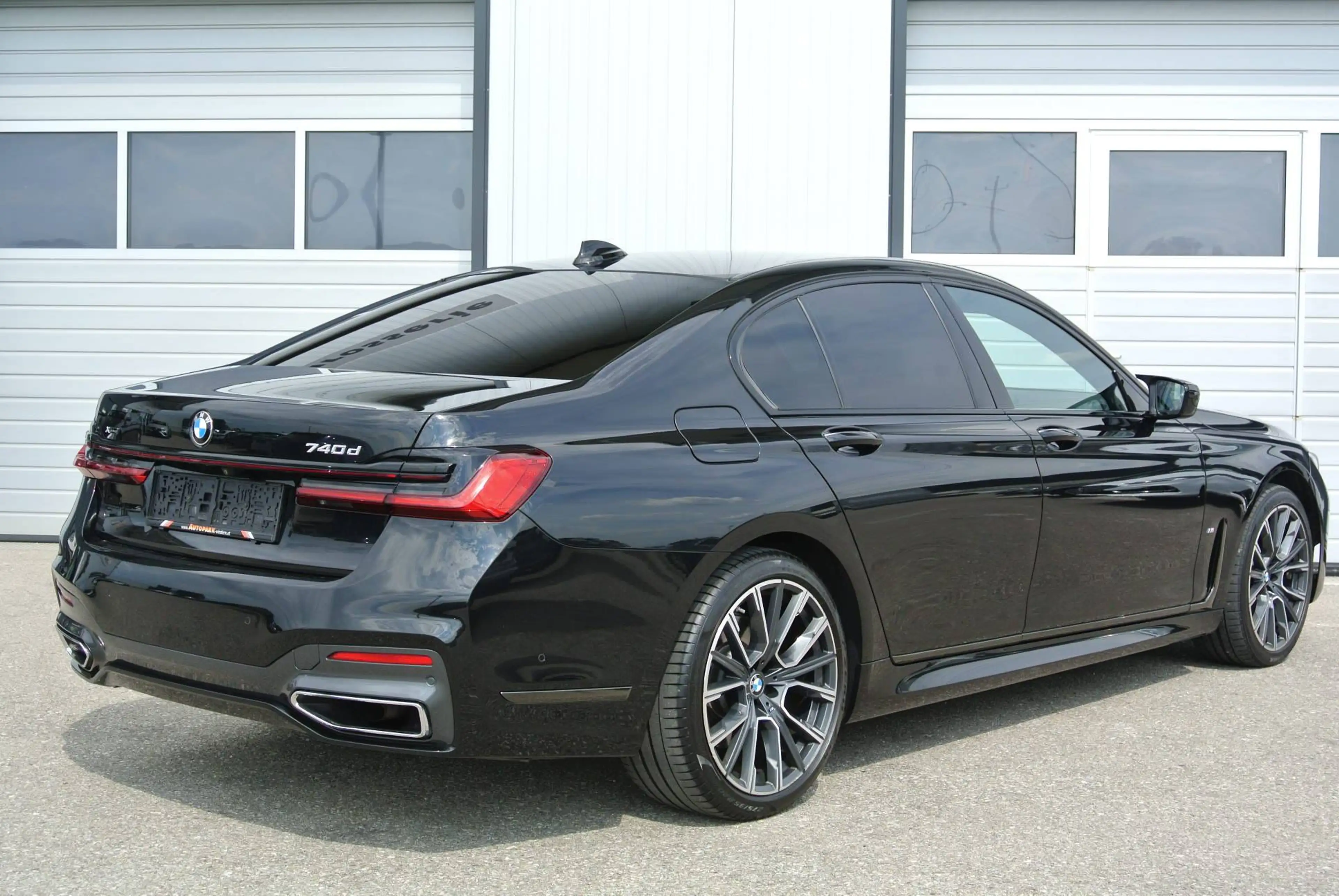 BMW 740 d xDrive Aut. ** M-Paket * LEDER * SD * HUD * — photo 5