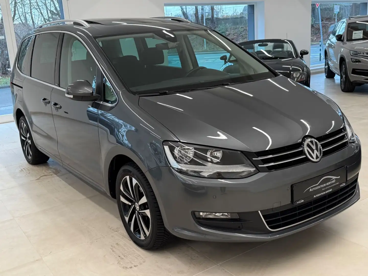 Volkswagen Sharan United PANO 7 SITZE RFK EL:TÜR Gris - 2