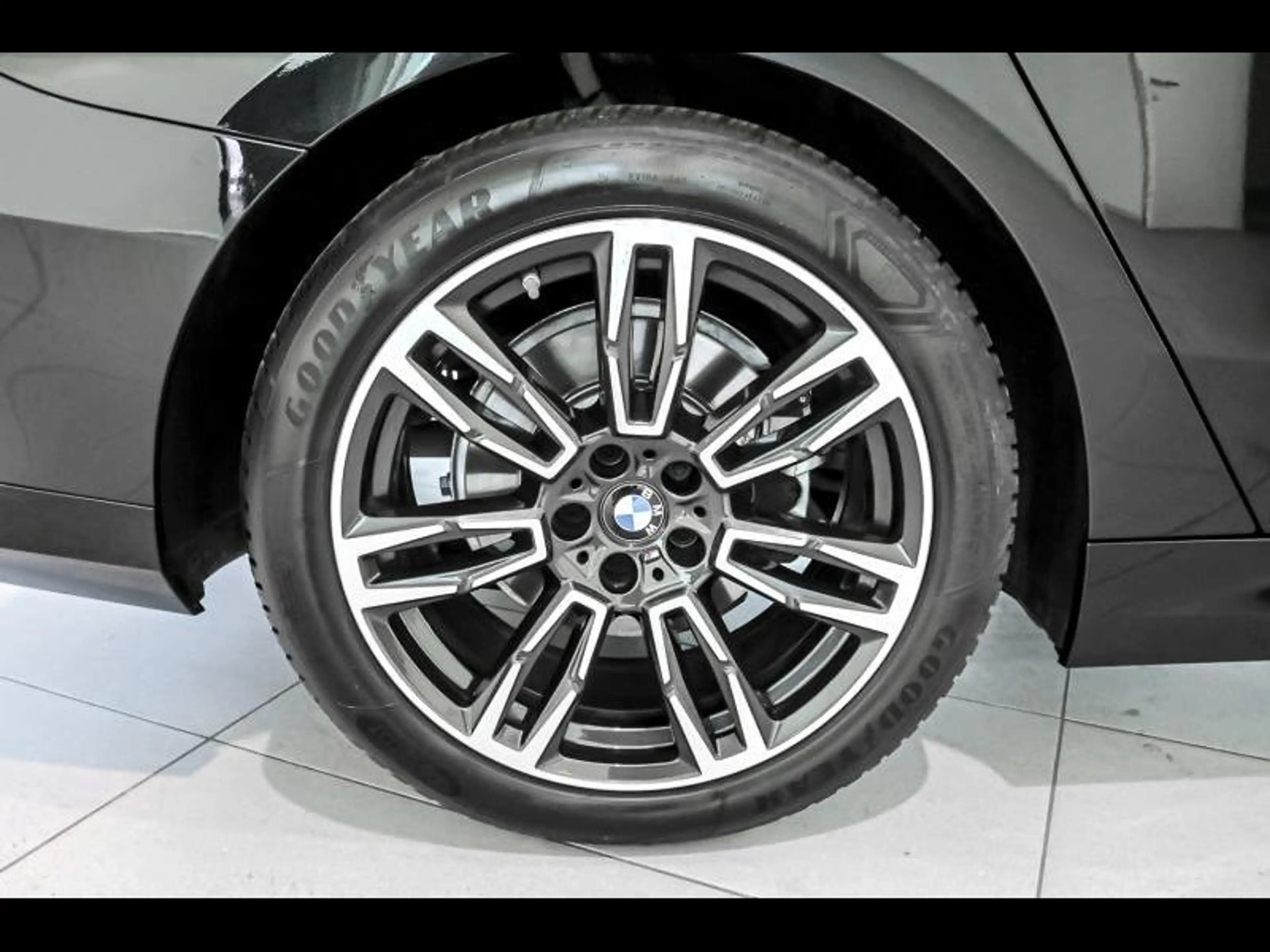 BMW 520 i Touring - M Sport | Pano | 360Cam | Comfort | Me — photo 8