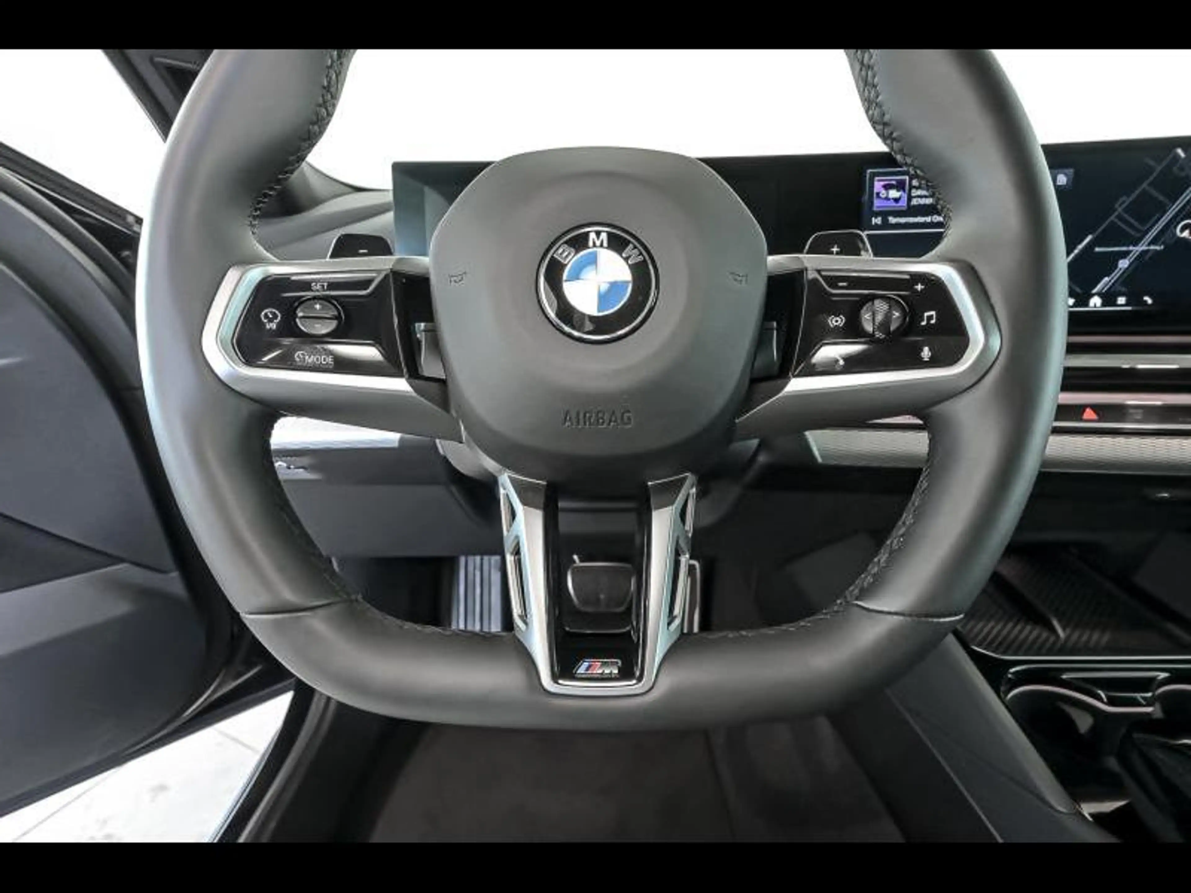 BMW 520 i Touring - M Sport | Pano | 360Cam | Comfort | Me — photo 9