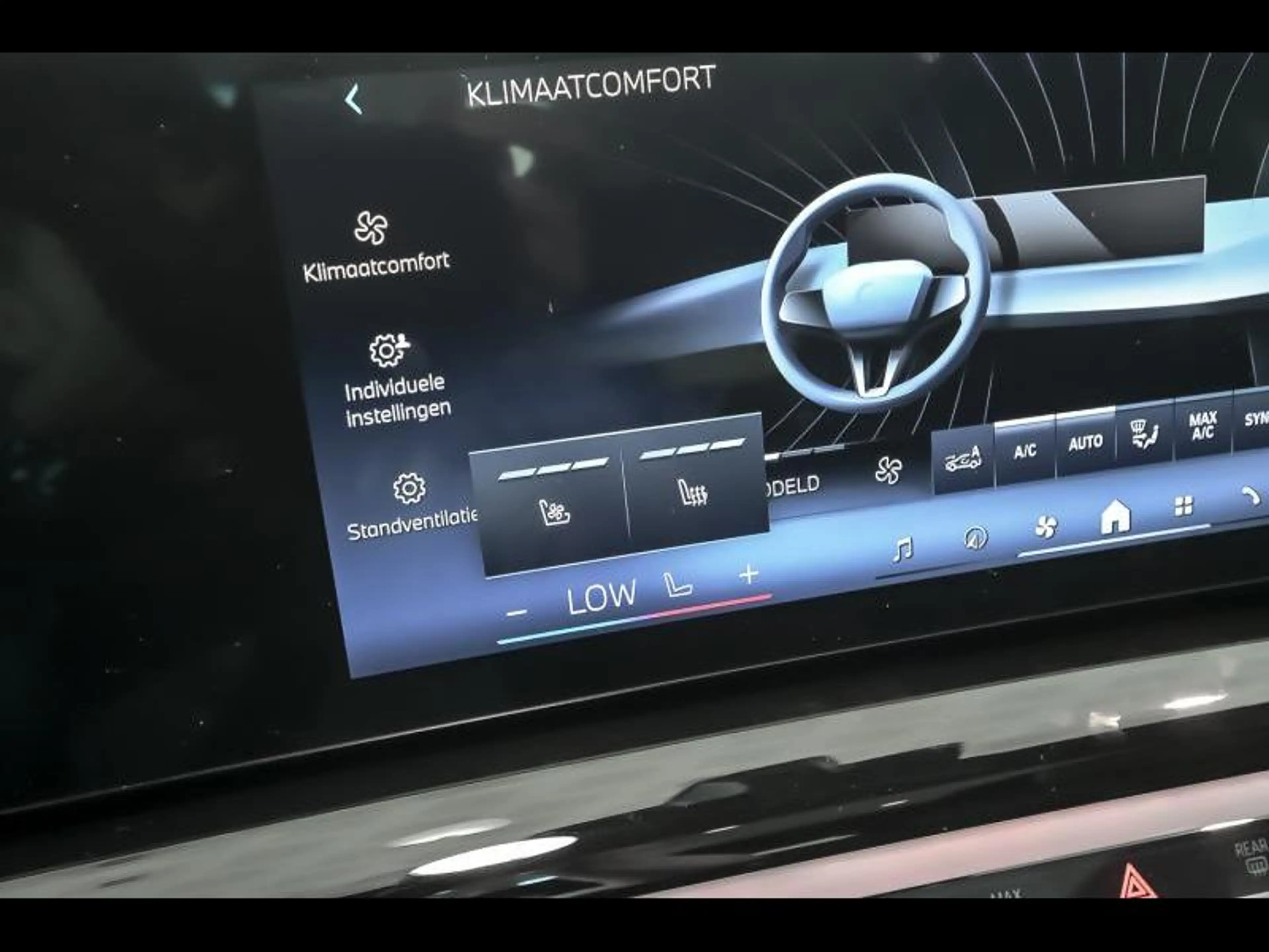 BMW 520 i Touring - M Sport | Pano | 360Cam | Comfort | Me — photo 13