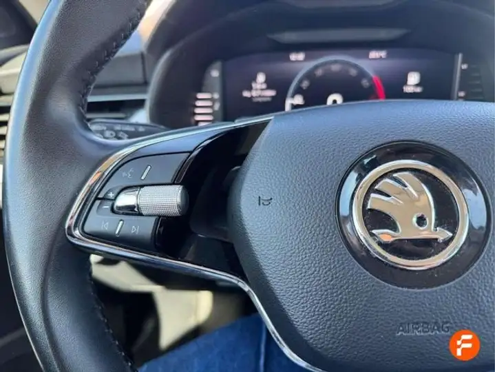Škoda Kamiq 1.5 TSI Selection 2023, foto 15