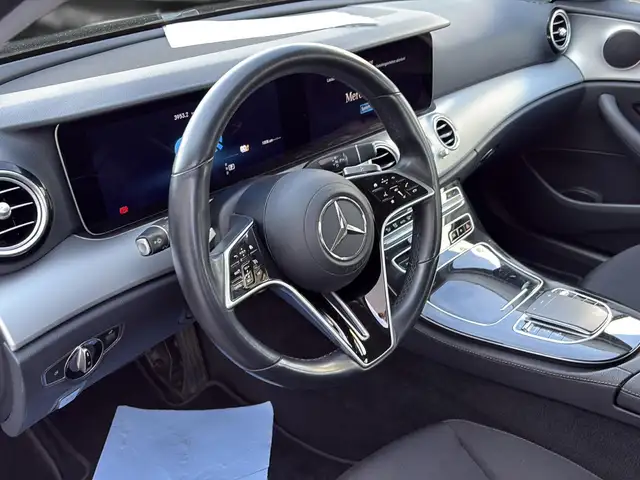 Mercedes-Benz E-Class view 17