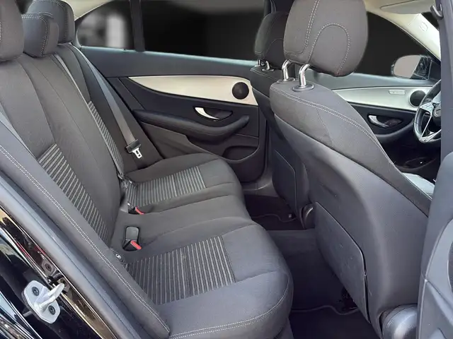 Mercedes-Benz E-Class view 21