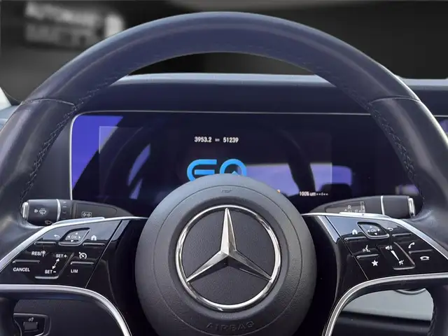 Mercedes-Benz E-Class view 19