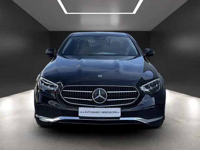 Mercedes-Benz E-Class view 8